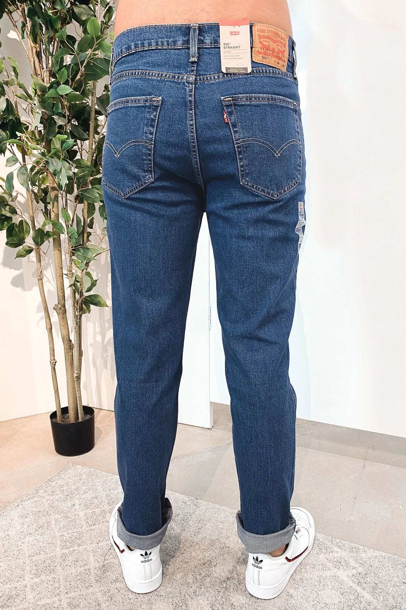 Cozy Movement Trendy Look 516 Straight Jean Dark Stonewash