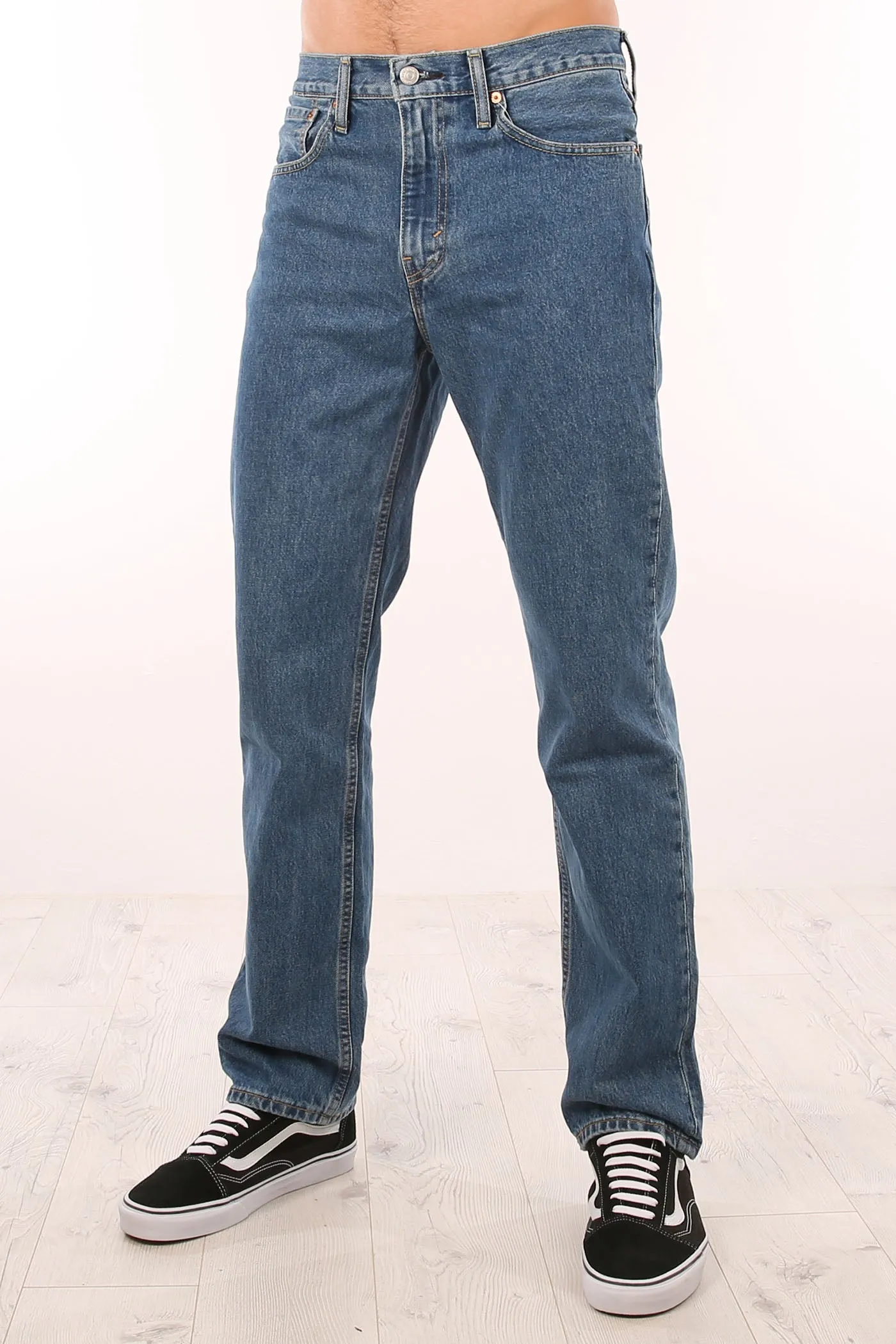 516 Straight Jean Stonewash Fit Control