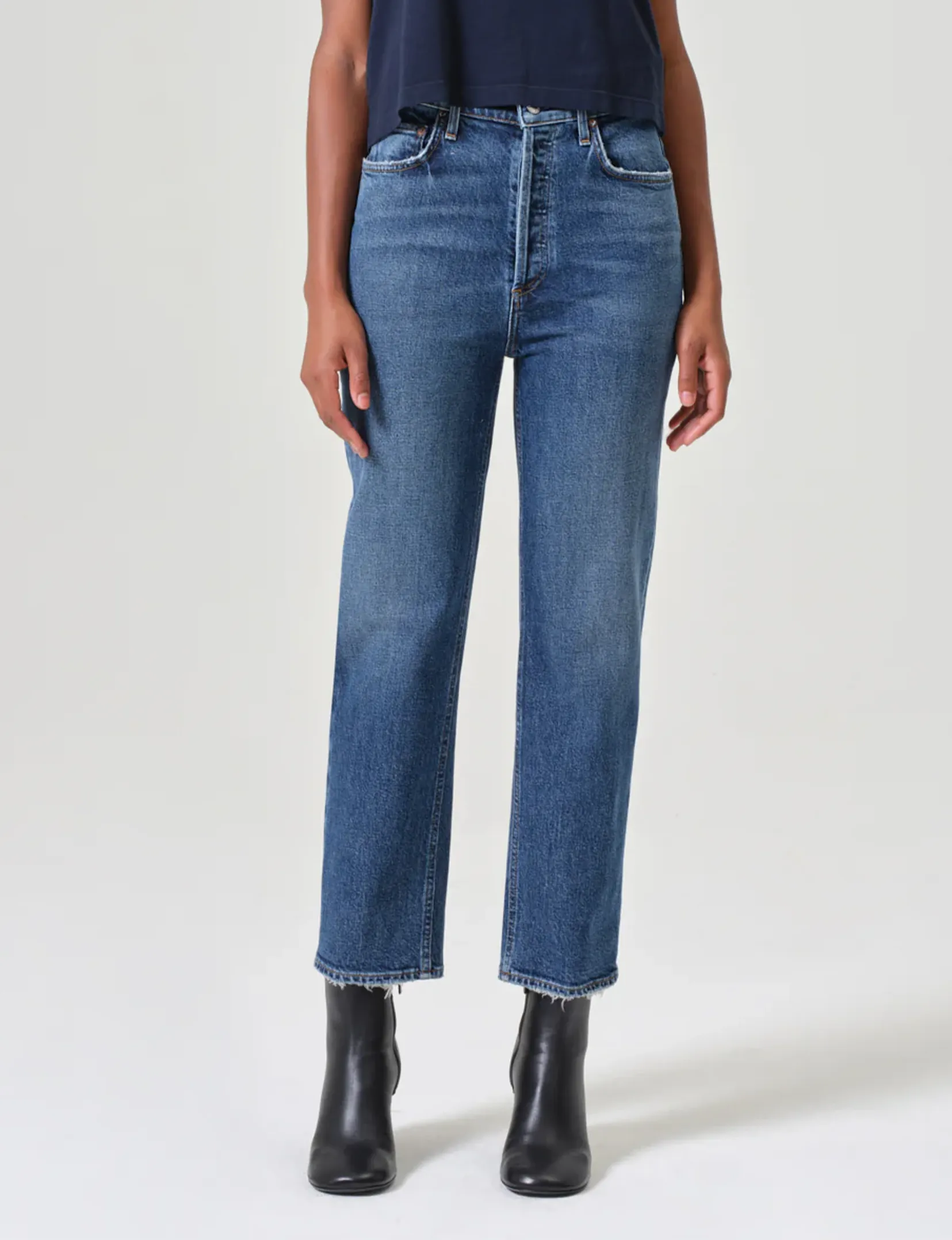 Effortless Design 90s Pinch Waist Crop, Solace
