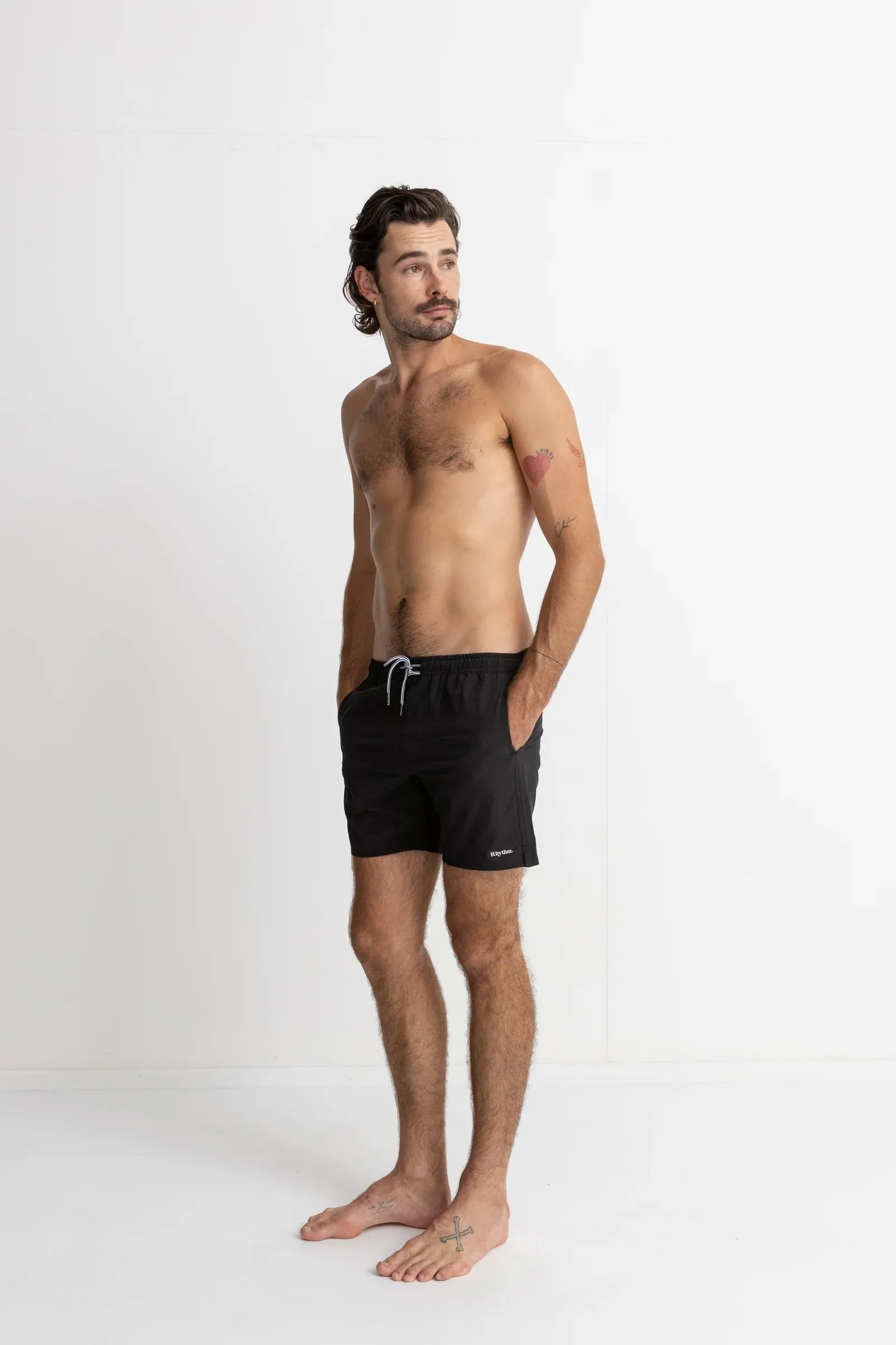 HeatRegulating NonChafingLegs Classic Beach Short Black