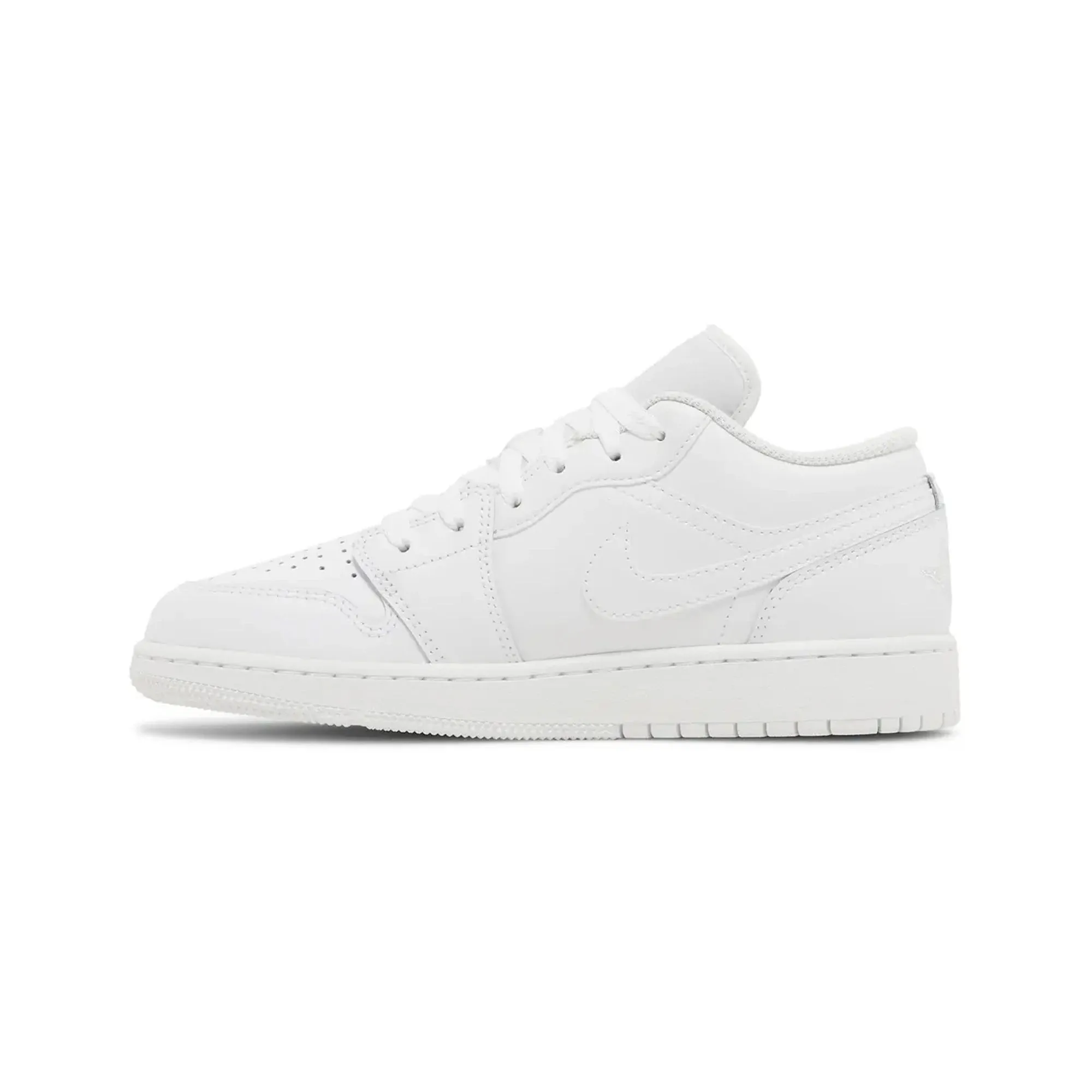 Air Jordan 1 Low 'Triple White' GS (2023) Gym-Ready