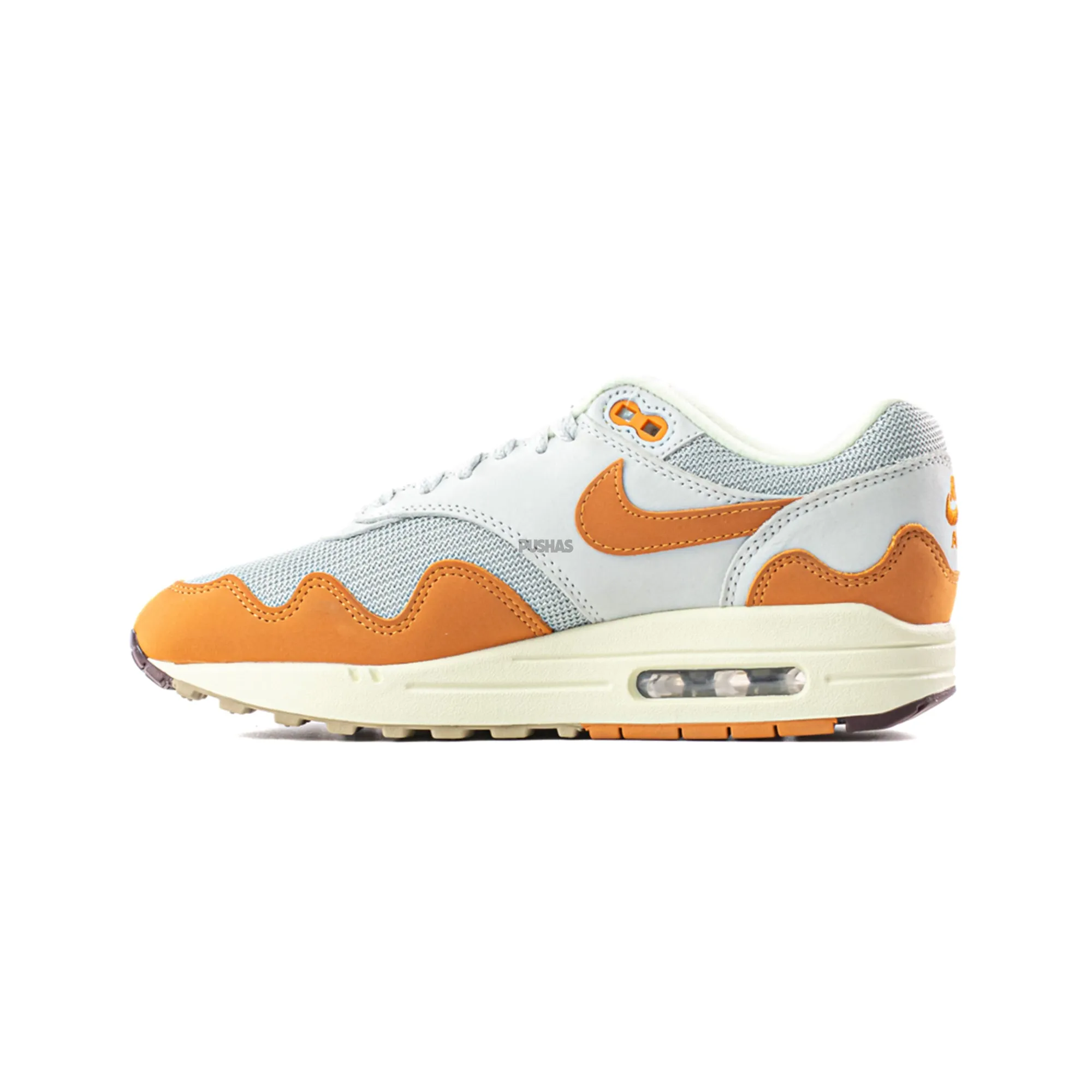 Air Max 1 Patta 'Monarch' (Special Box) Chill Walks Outdoor Steps