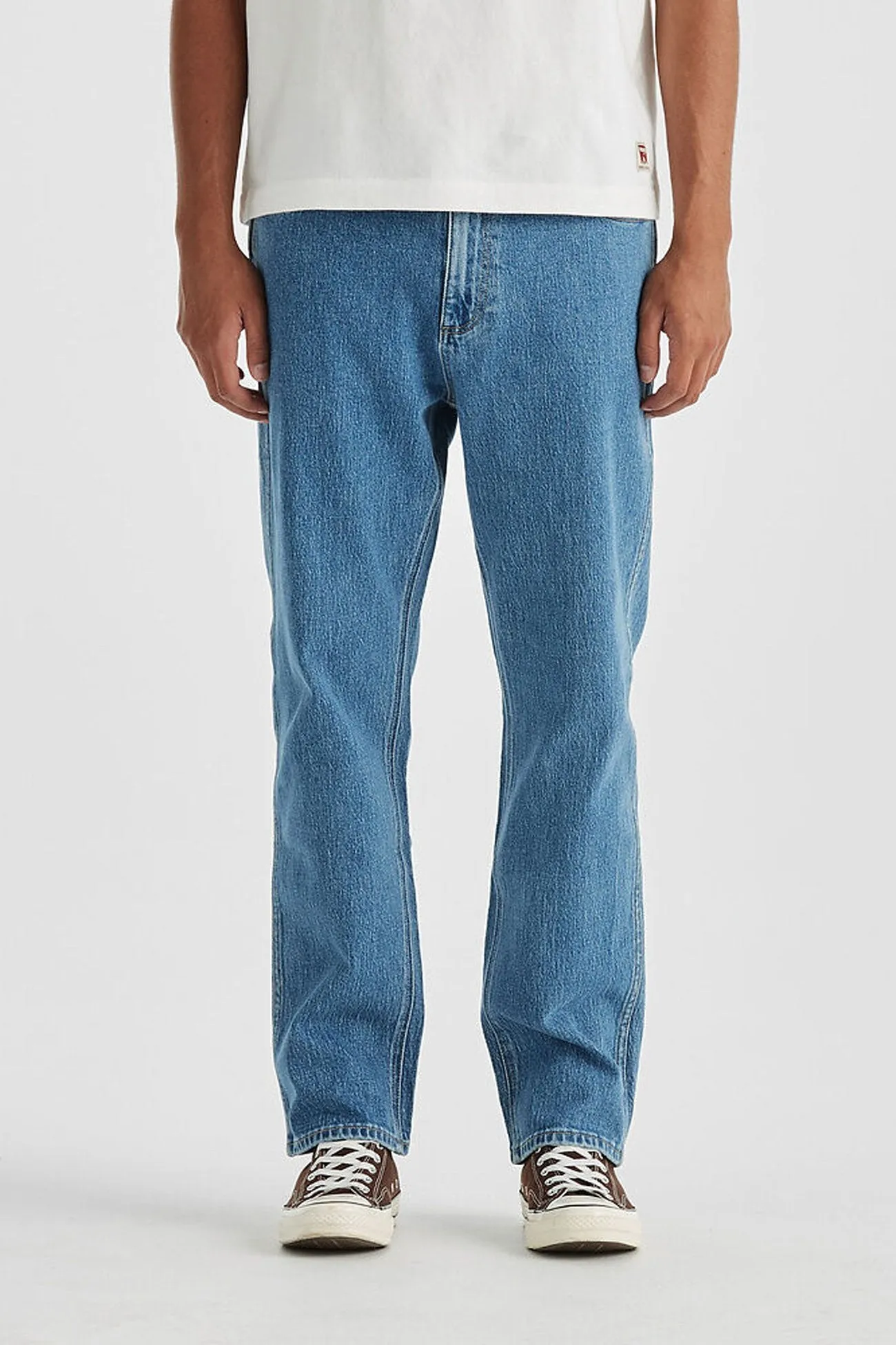 Versatile Look Eazy Straight Jean Moonlight Blue