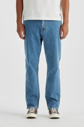 Versatile Look Eazy Straight Jean Moonlight Blue