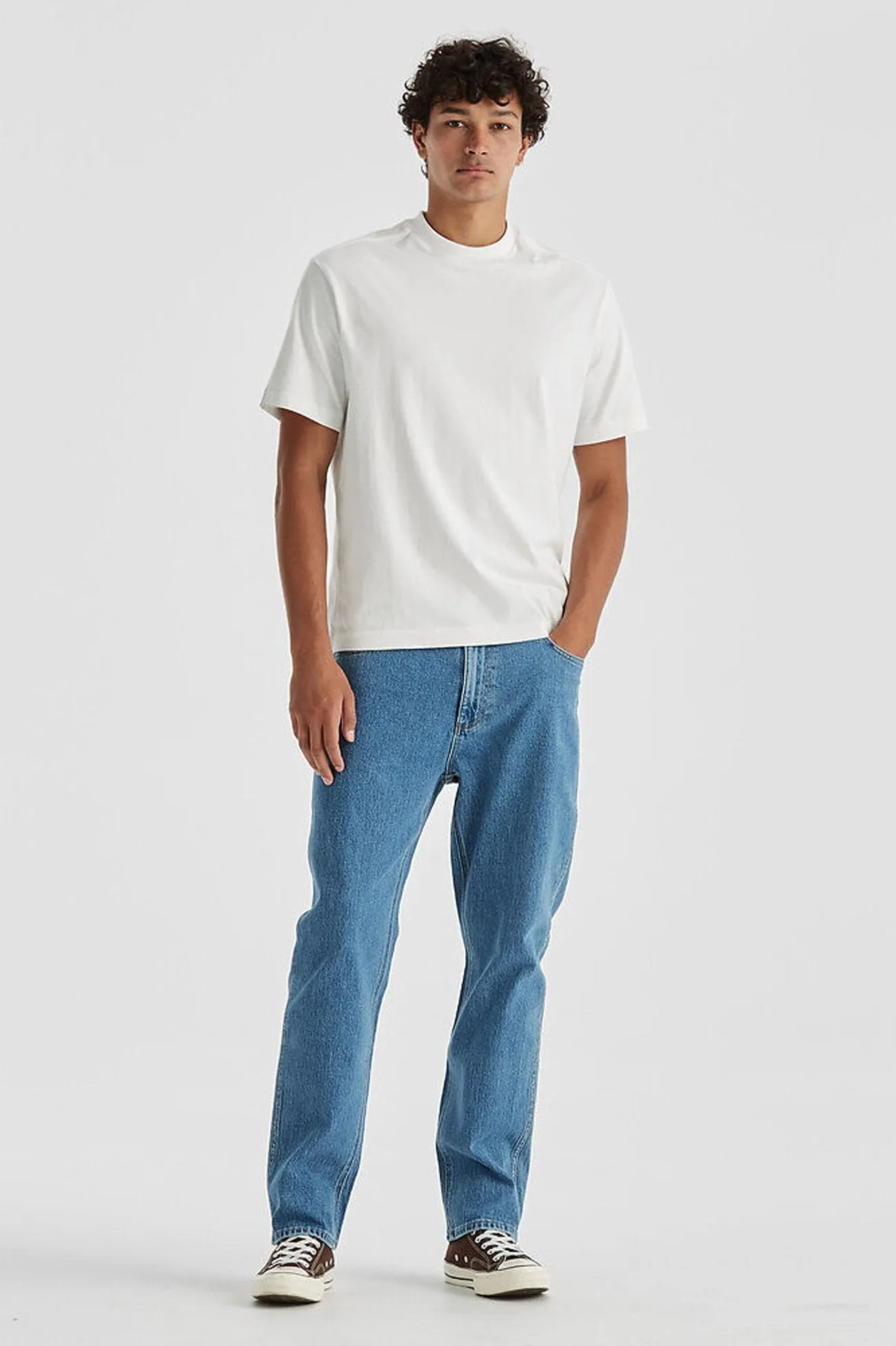 Eazy Straight Jean Moonlight Blue Flexible Ankle Cuffs