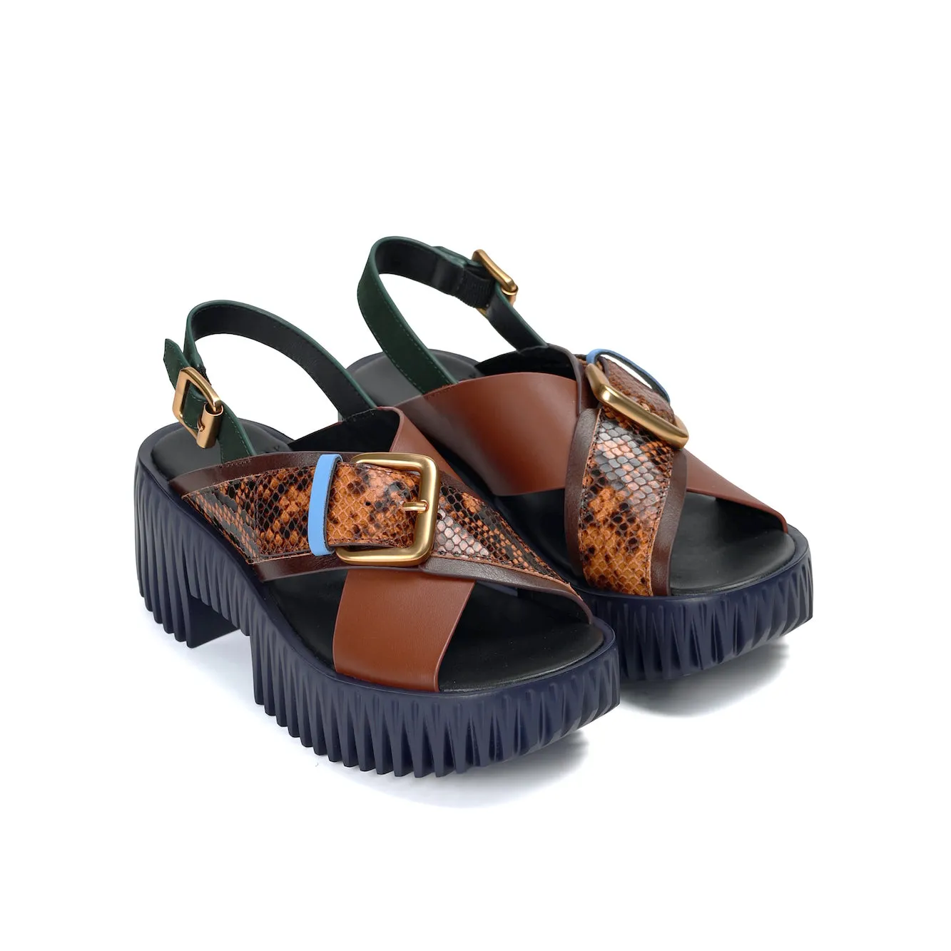 Lightweight Outdoor Footwear Clear Shape PLIA JUNO COFFEE