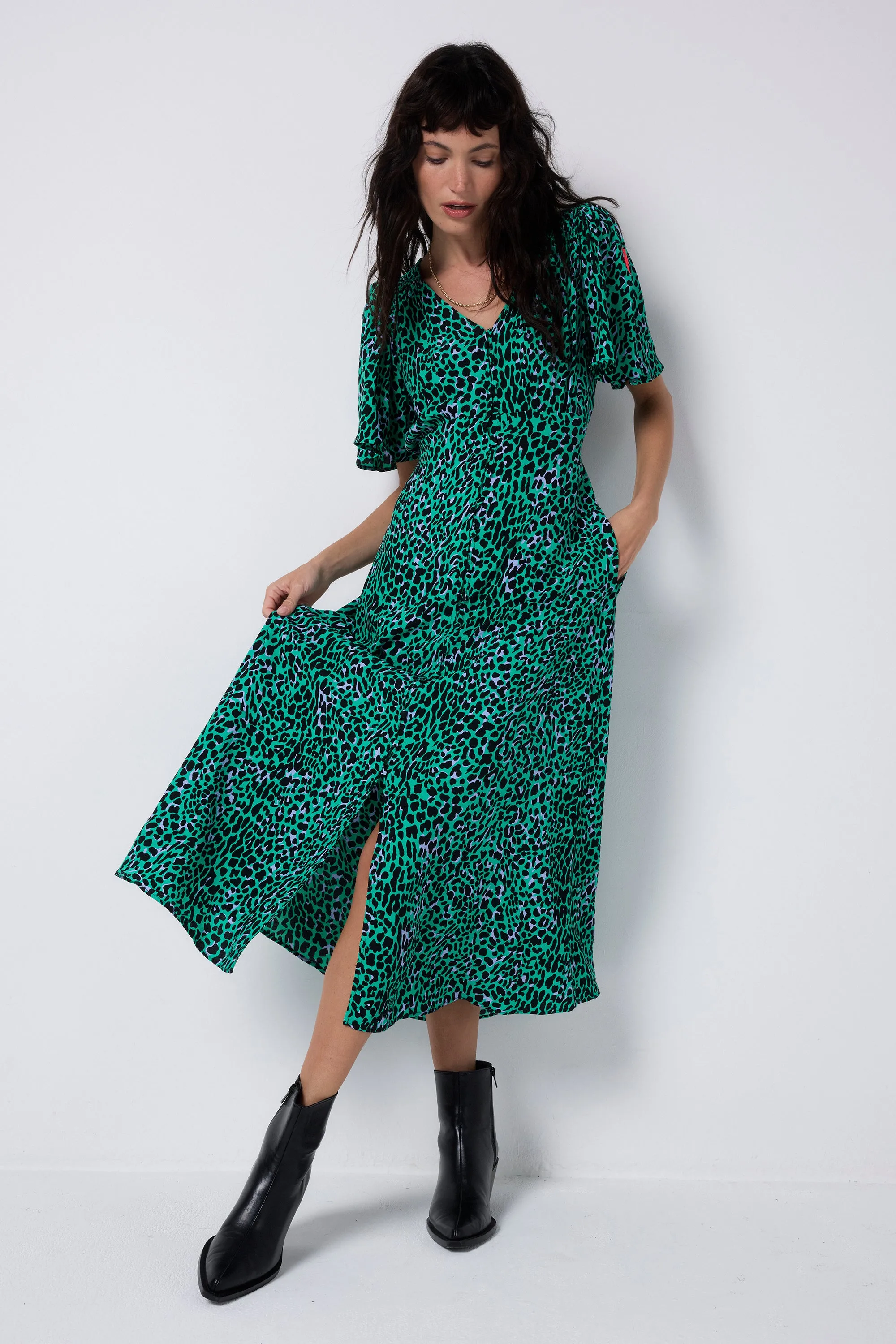 Light Volume Green with Black Leopard Angel Sleeve Midi Tea Dress
