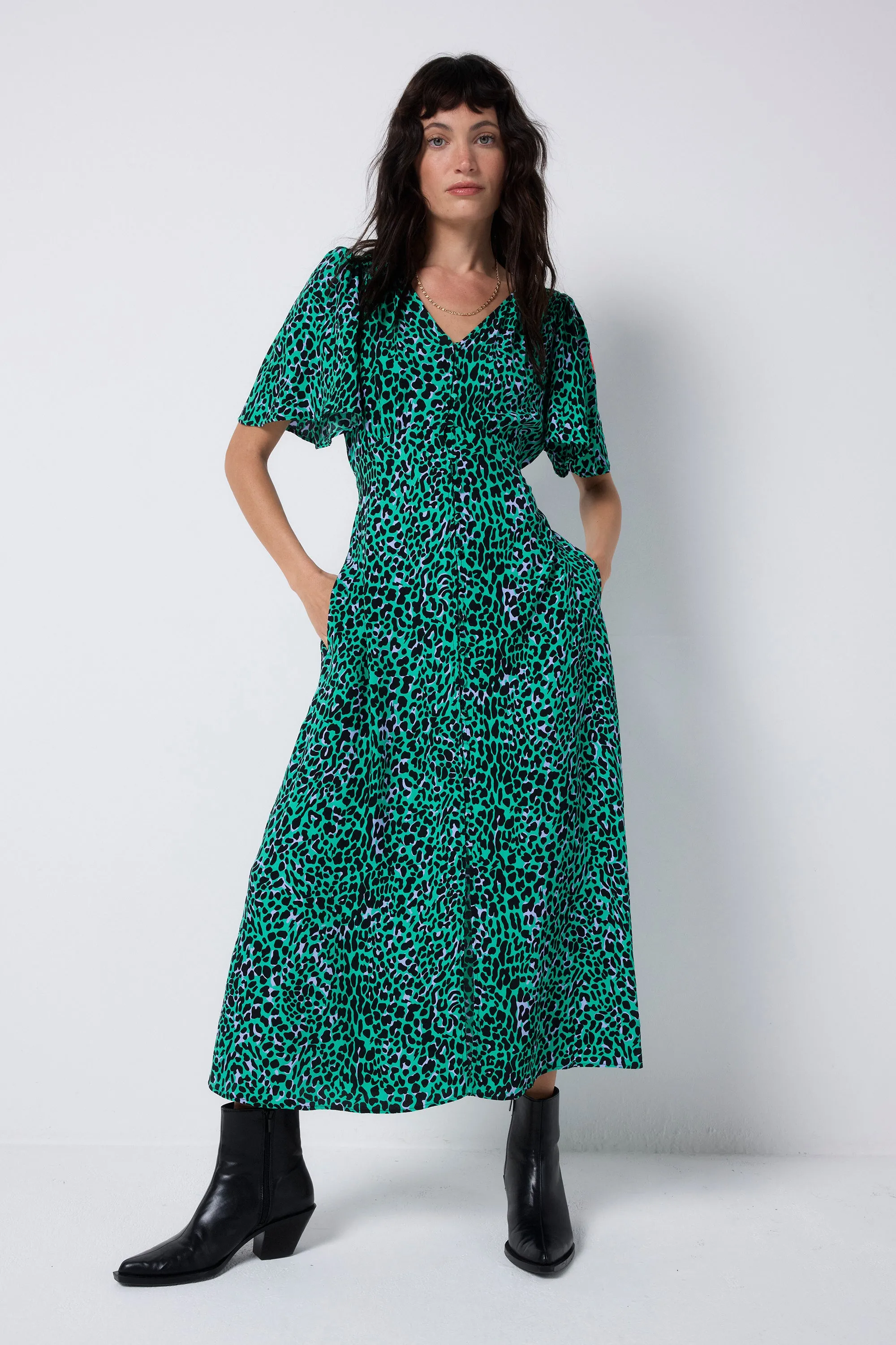 Effortless Style Green with Black Leopard Angel Sleeve Midi Tea Dress
