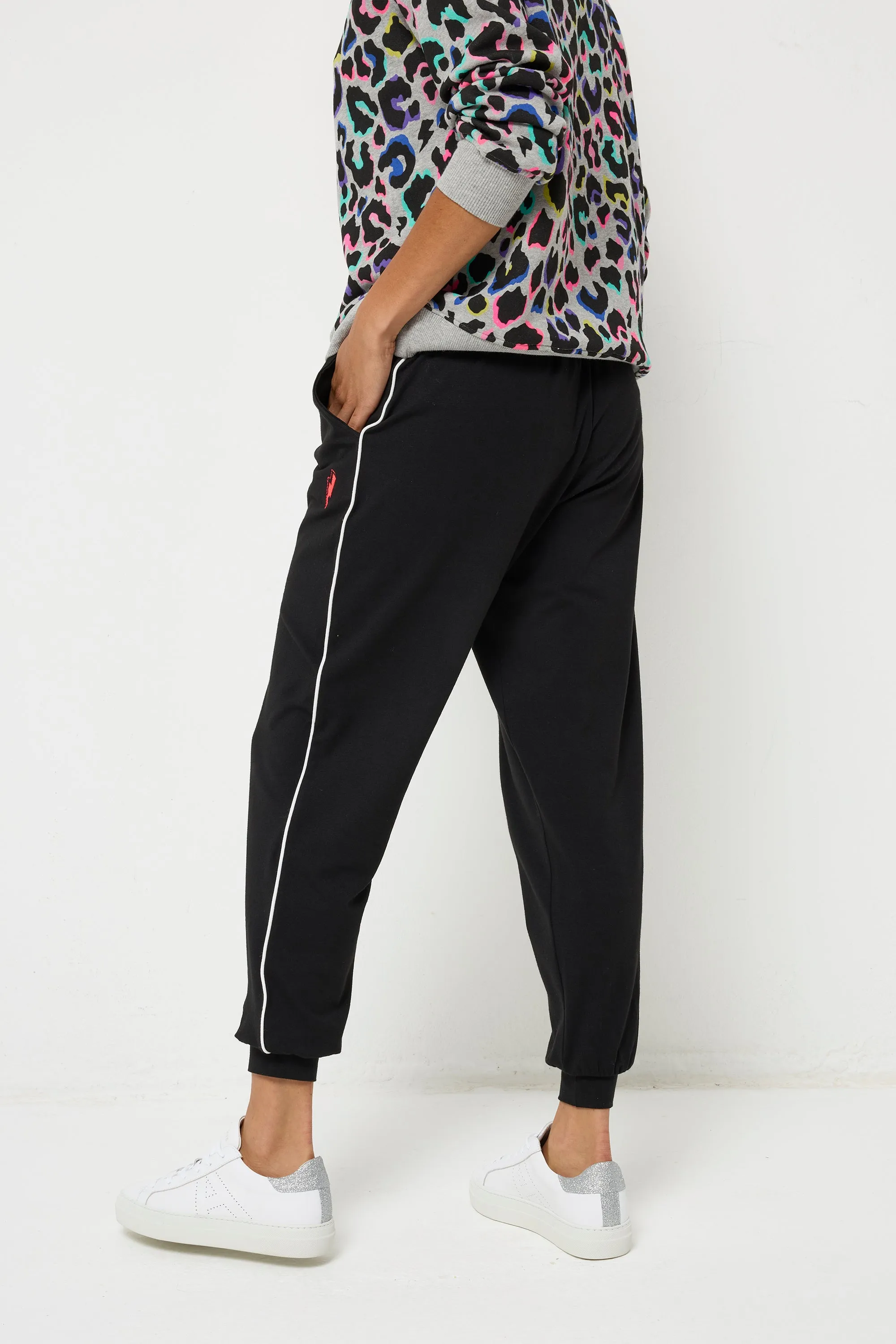 Black Slouch Jogger Stay Comfortable Performance Ready