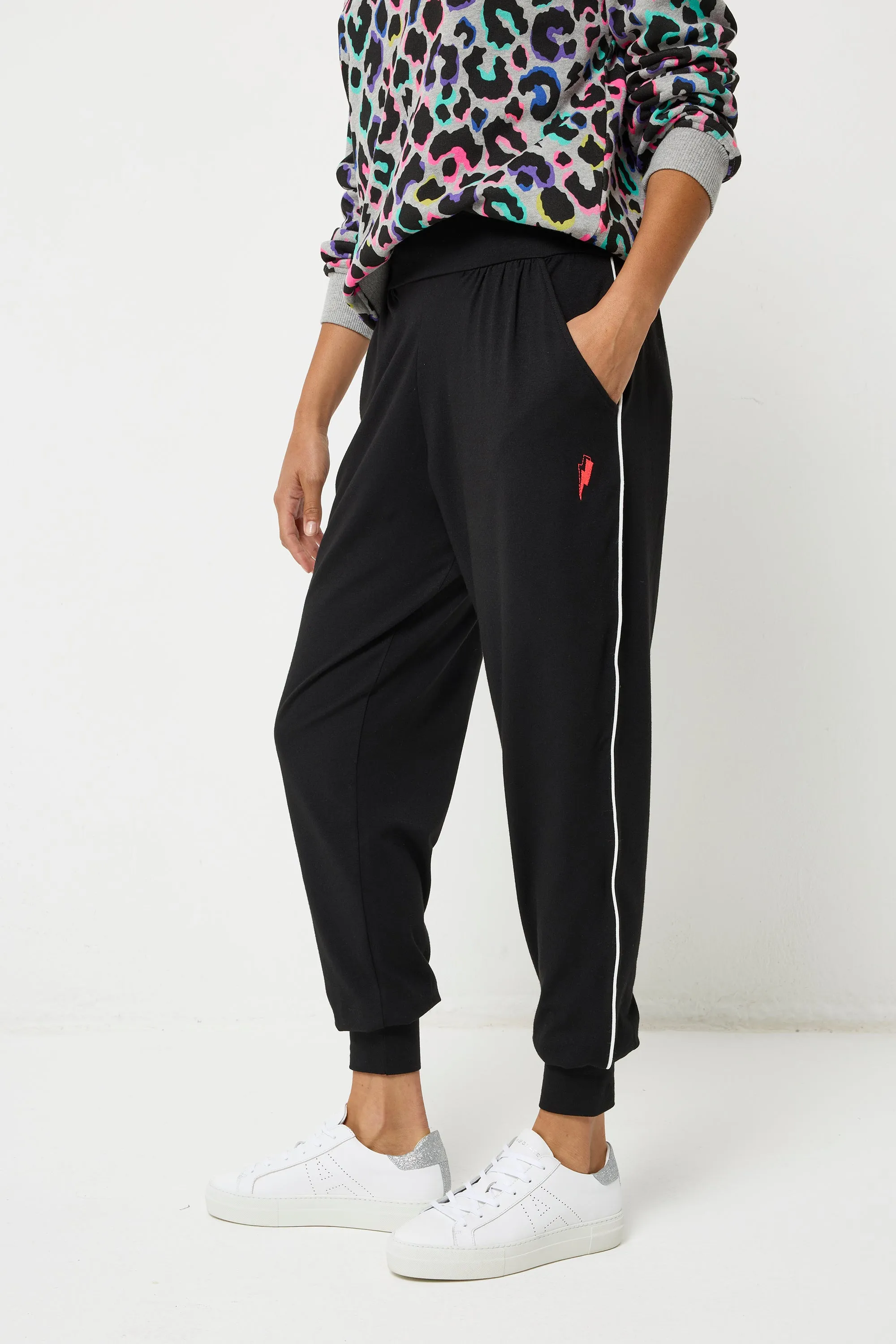 Casual Appeal Tight Fit Black Slouch Jogger