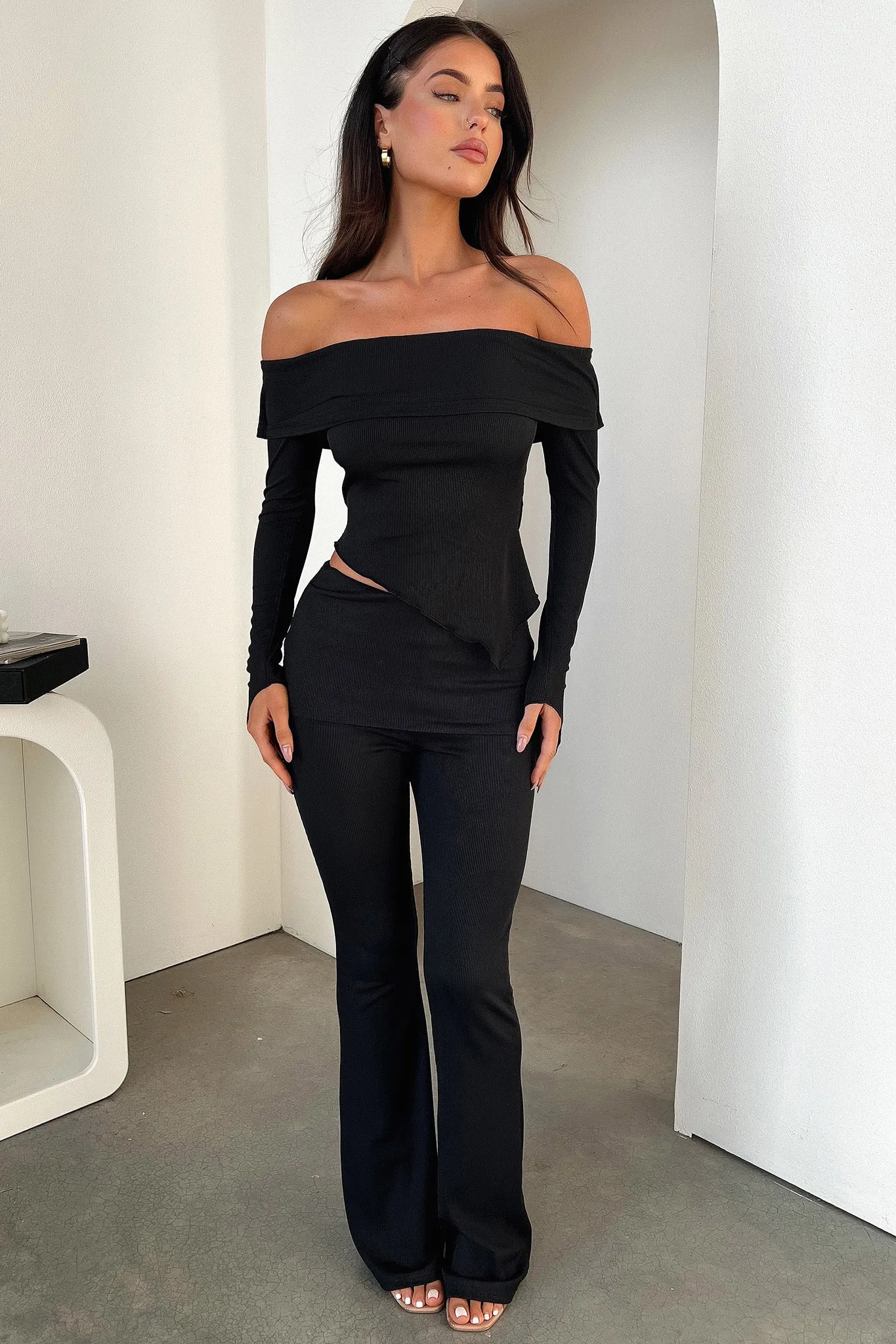 Relaxed Fit Aniston Pants - Black