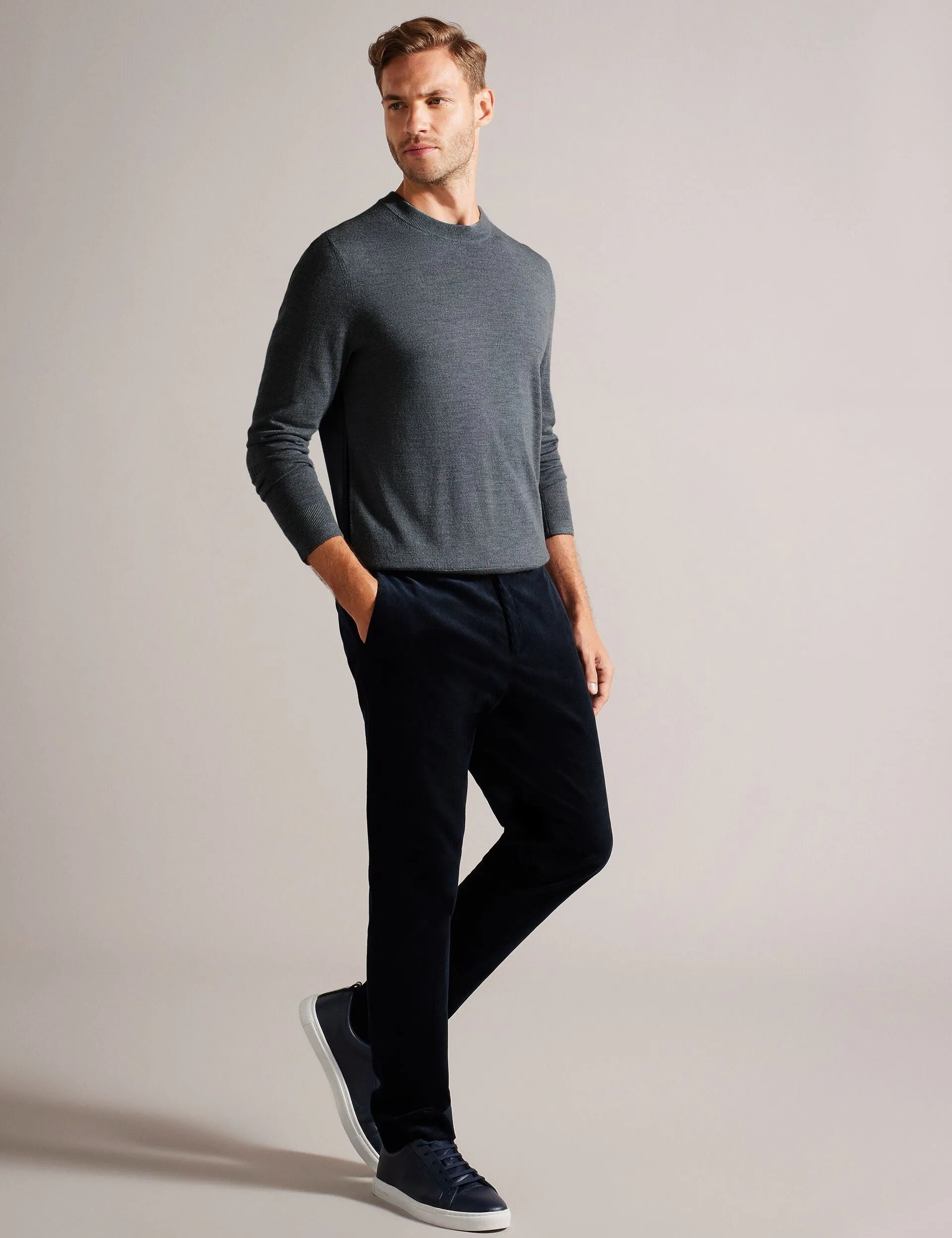 CARNBY | CHARCOAL Eco Friendly Knitwear Stretchy Fit