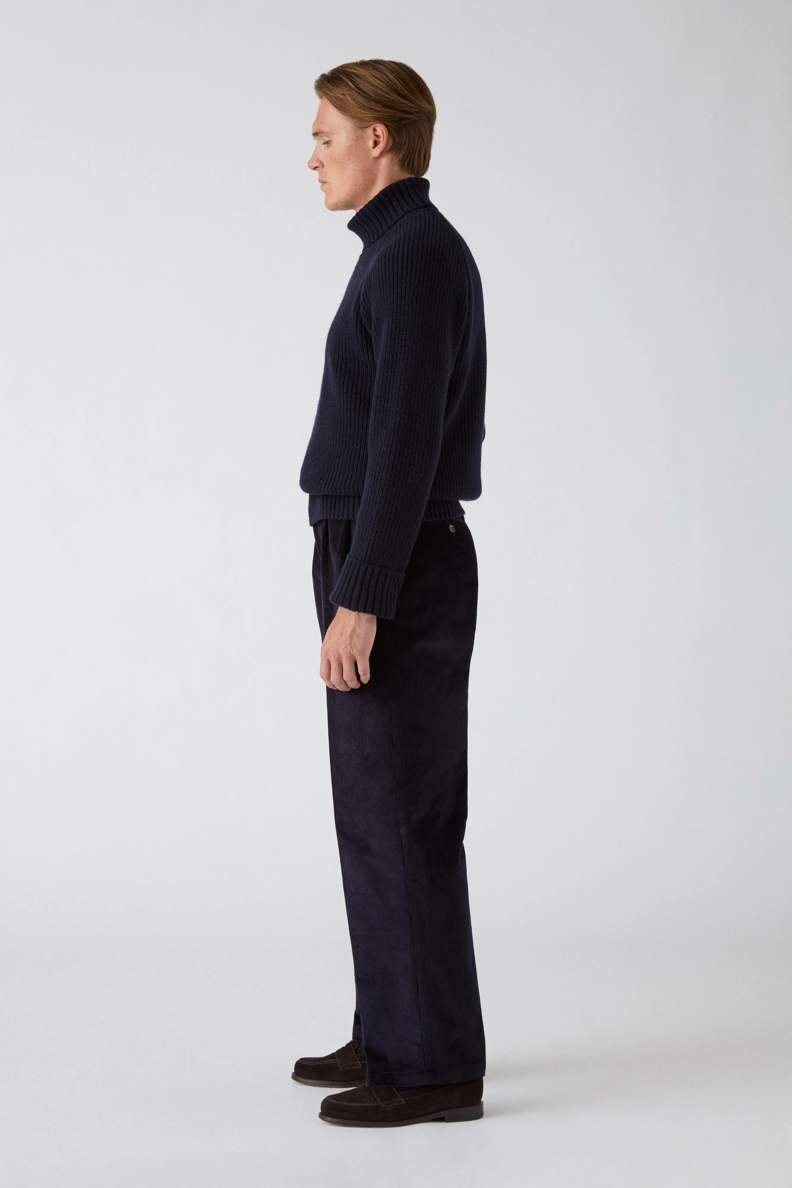 Outdoor Activity TemperatureRegulation Antonello Corduroy Trousers - Navy