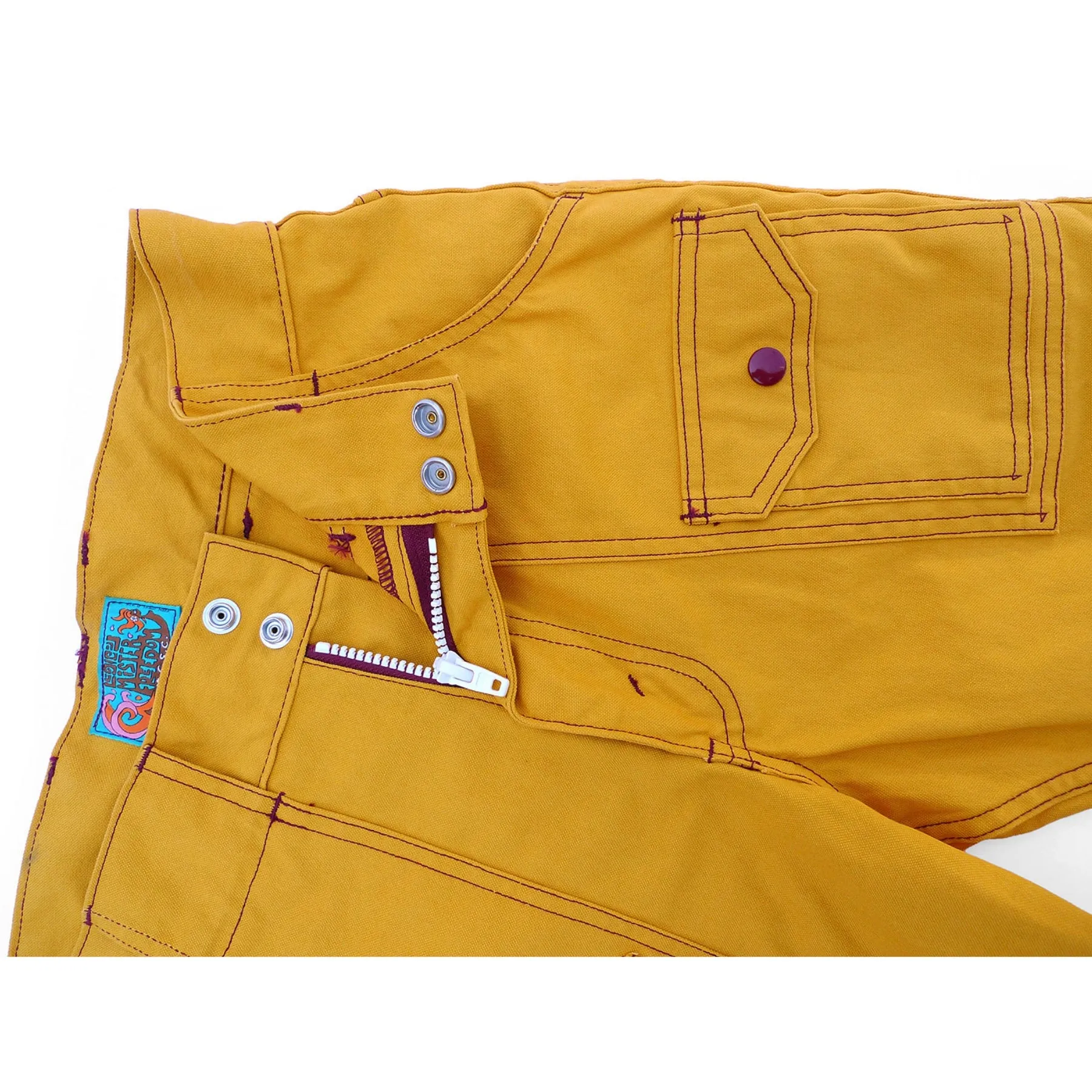 Manureva Deck Shorts - Banana Weightless Travel Design