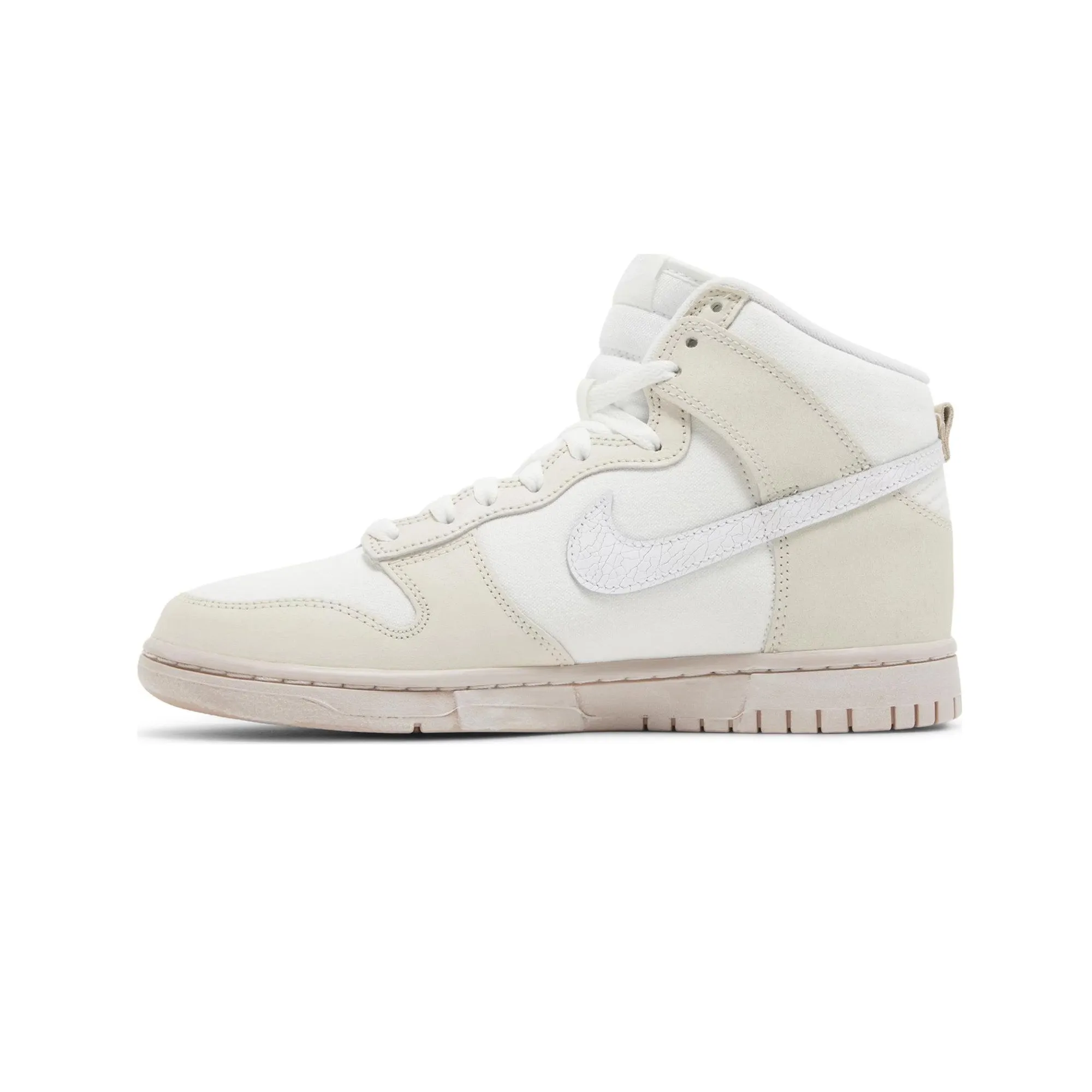 Padded chic Nike Dunk High Retro PRM 'Cracked Leather Swoosh' (2023)
