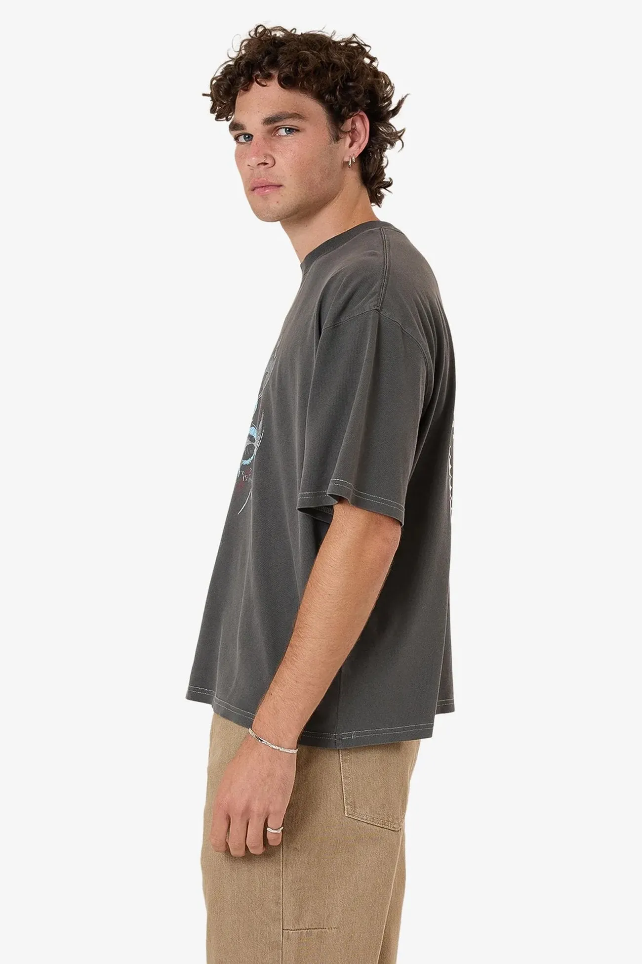 Classic Crew Neck Bitter End Box Fit Oversize Short Tee Merch Black