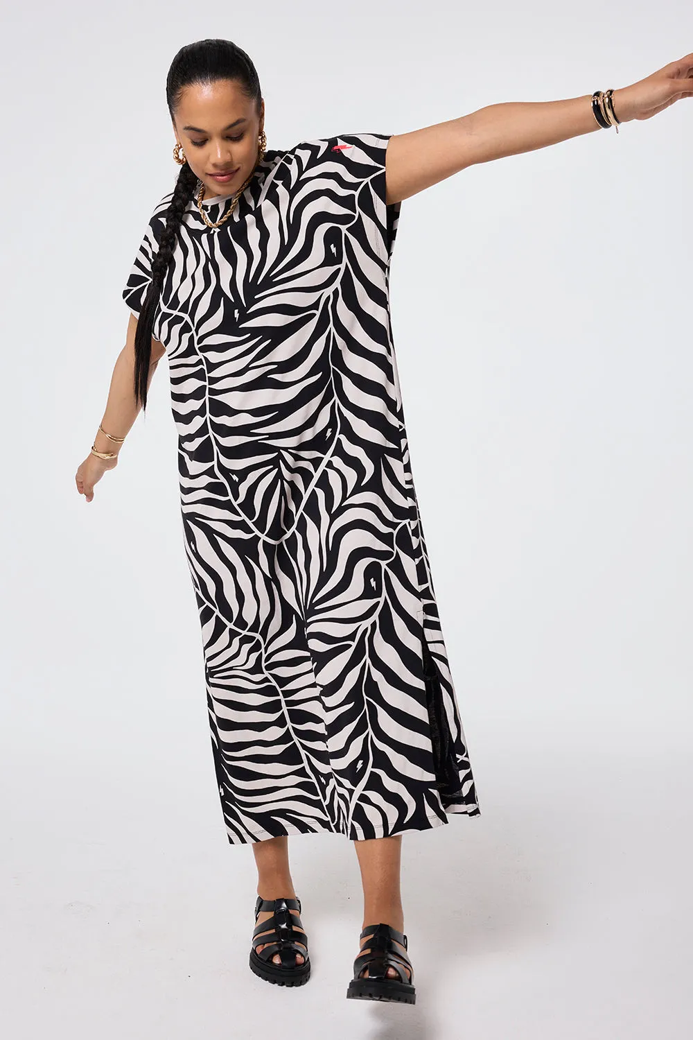Workwear V-Neck Black with Cream Palm Midi T-Shirt Dress