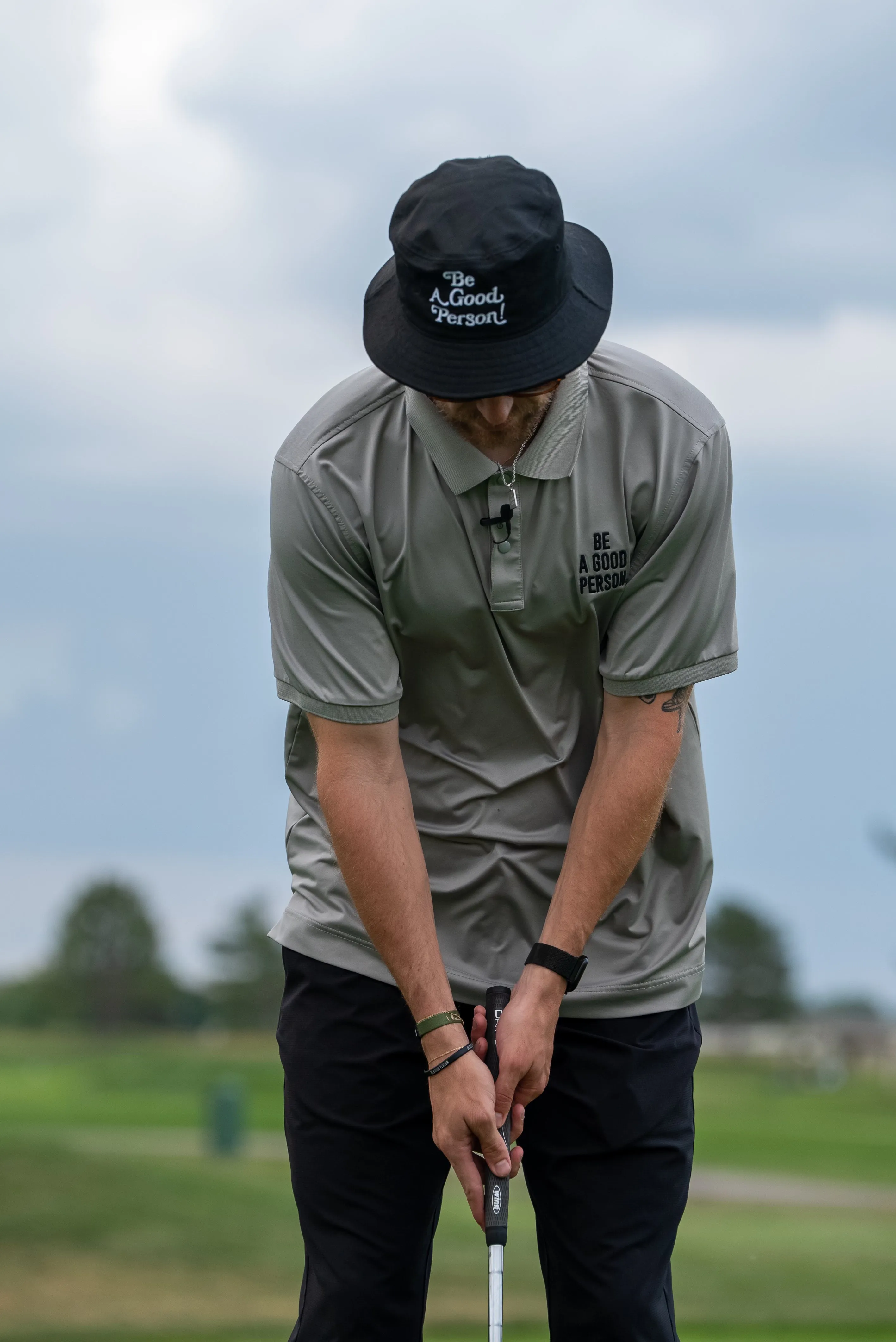 Signature Sleeve Polo - Grey BreathableFabricTech Smooth Zipper Integration