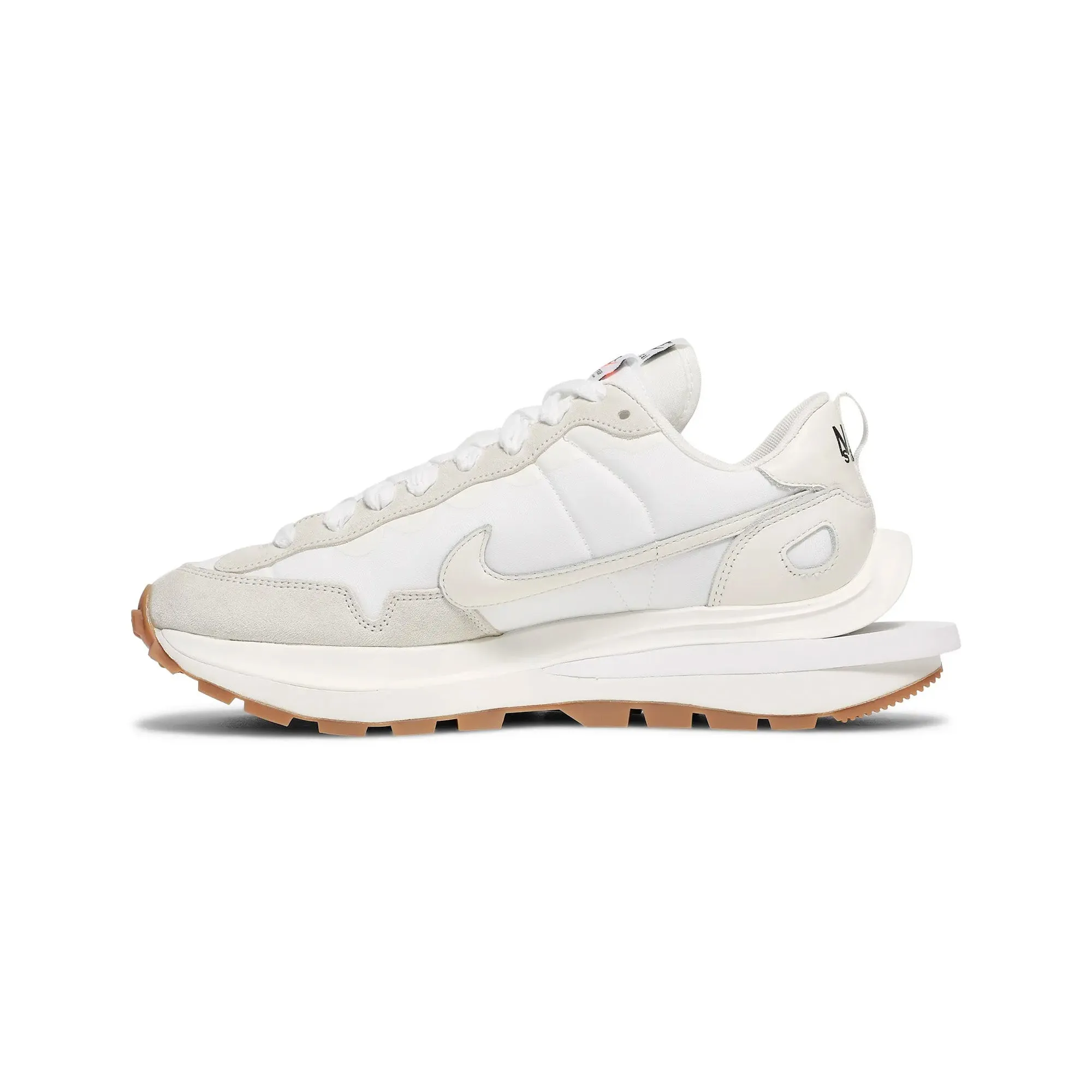 Textured Outsole Pattern Superior Look Vaporwaffle x Sacai 'White Gum' (2022)