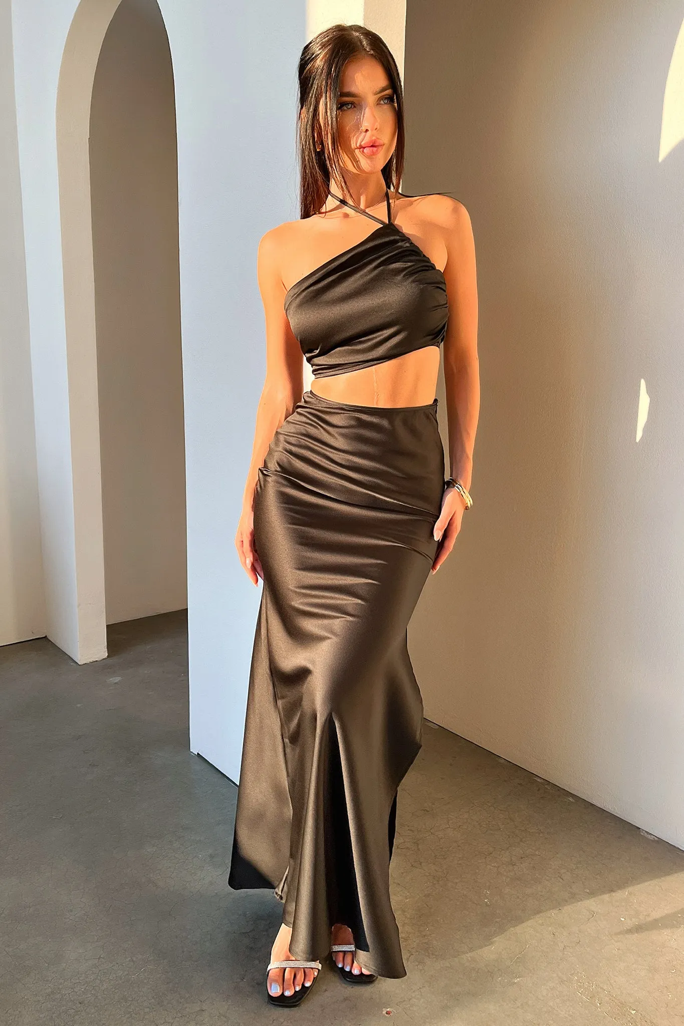 Nyla Skirt - Black Minimal Design