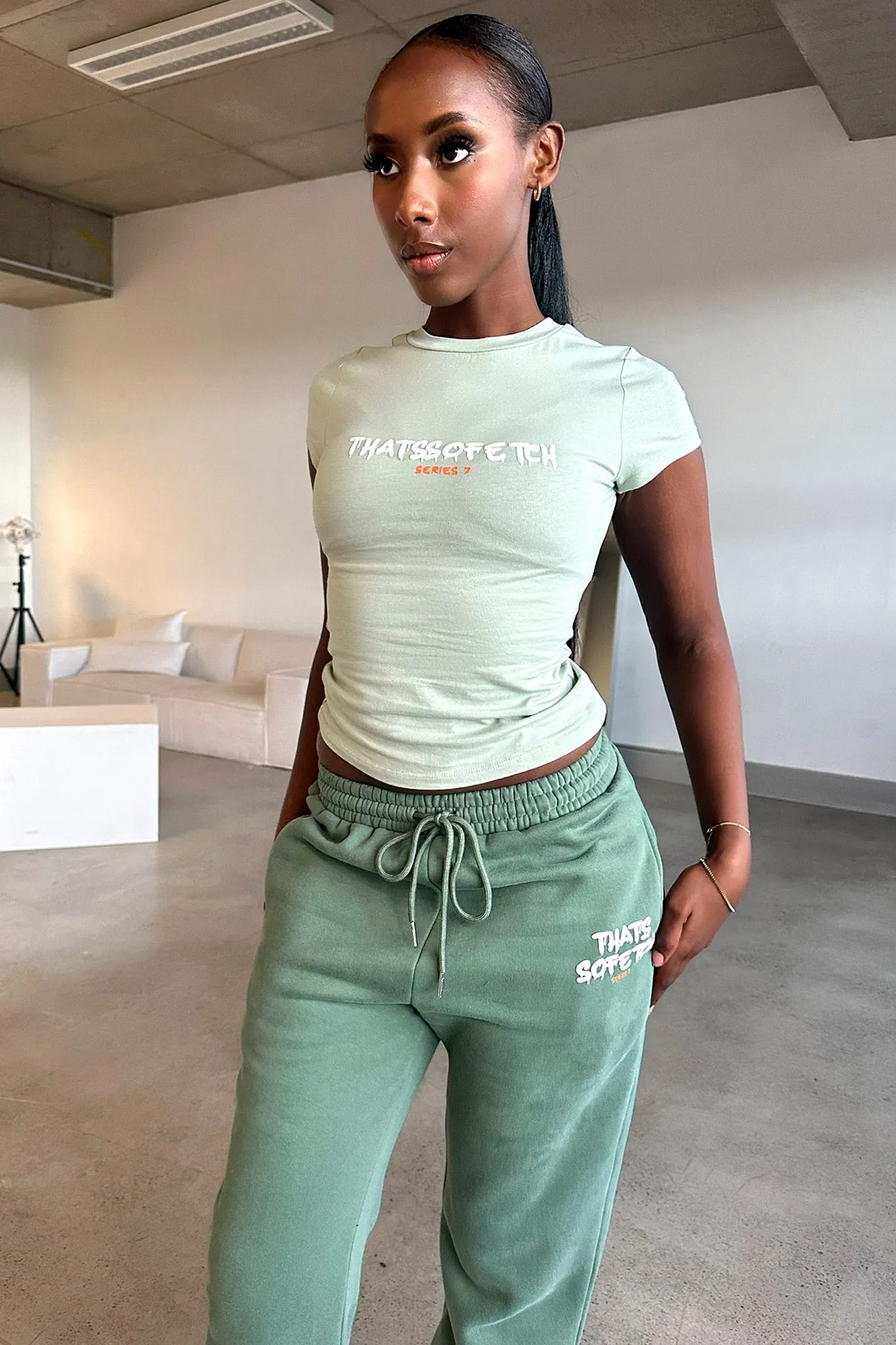 Flexible Look Minimalist Look Series 7 Sweatpants - Green