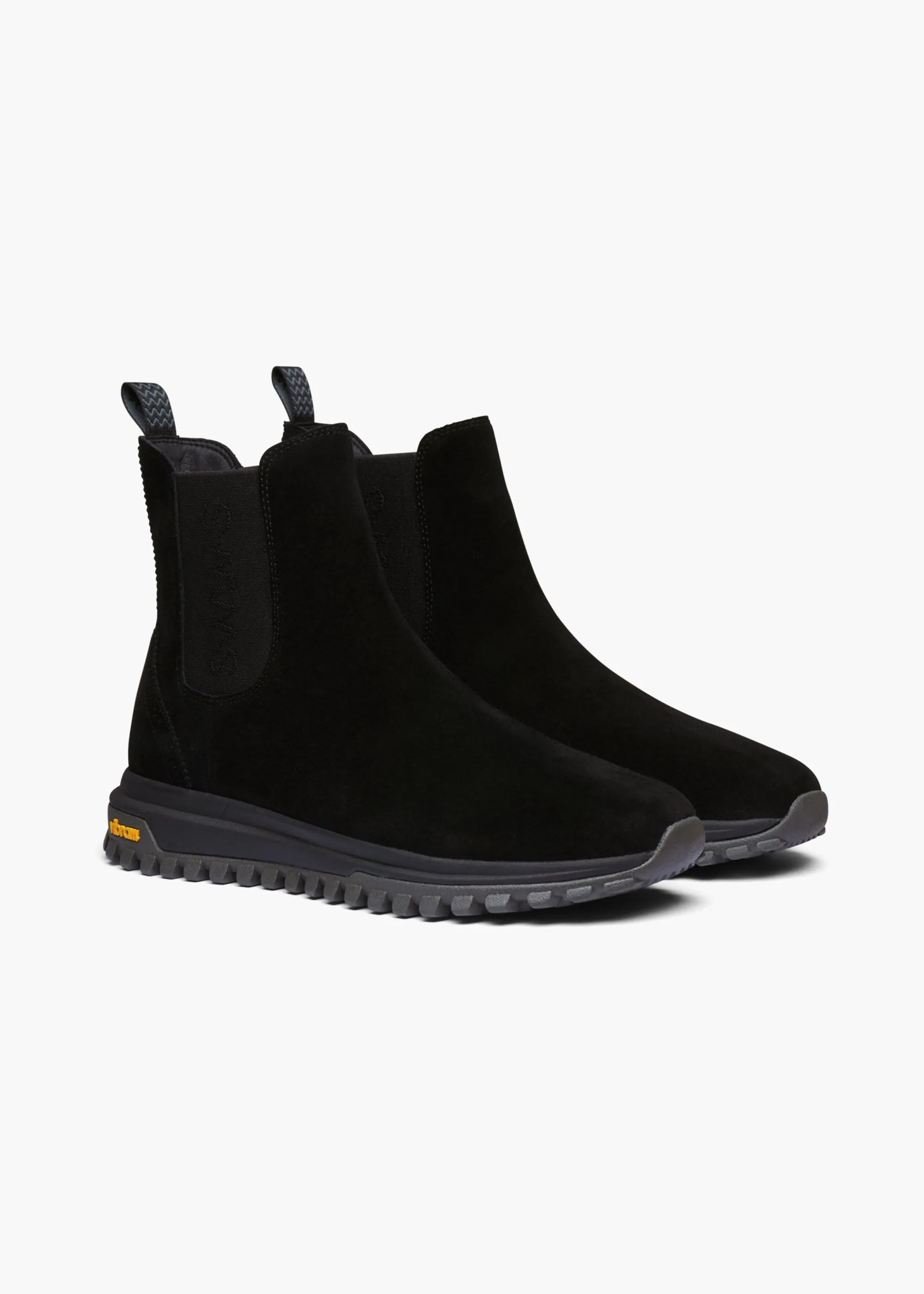 Grippy Outsole Weekend Wanderer Chelsea Vibram