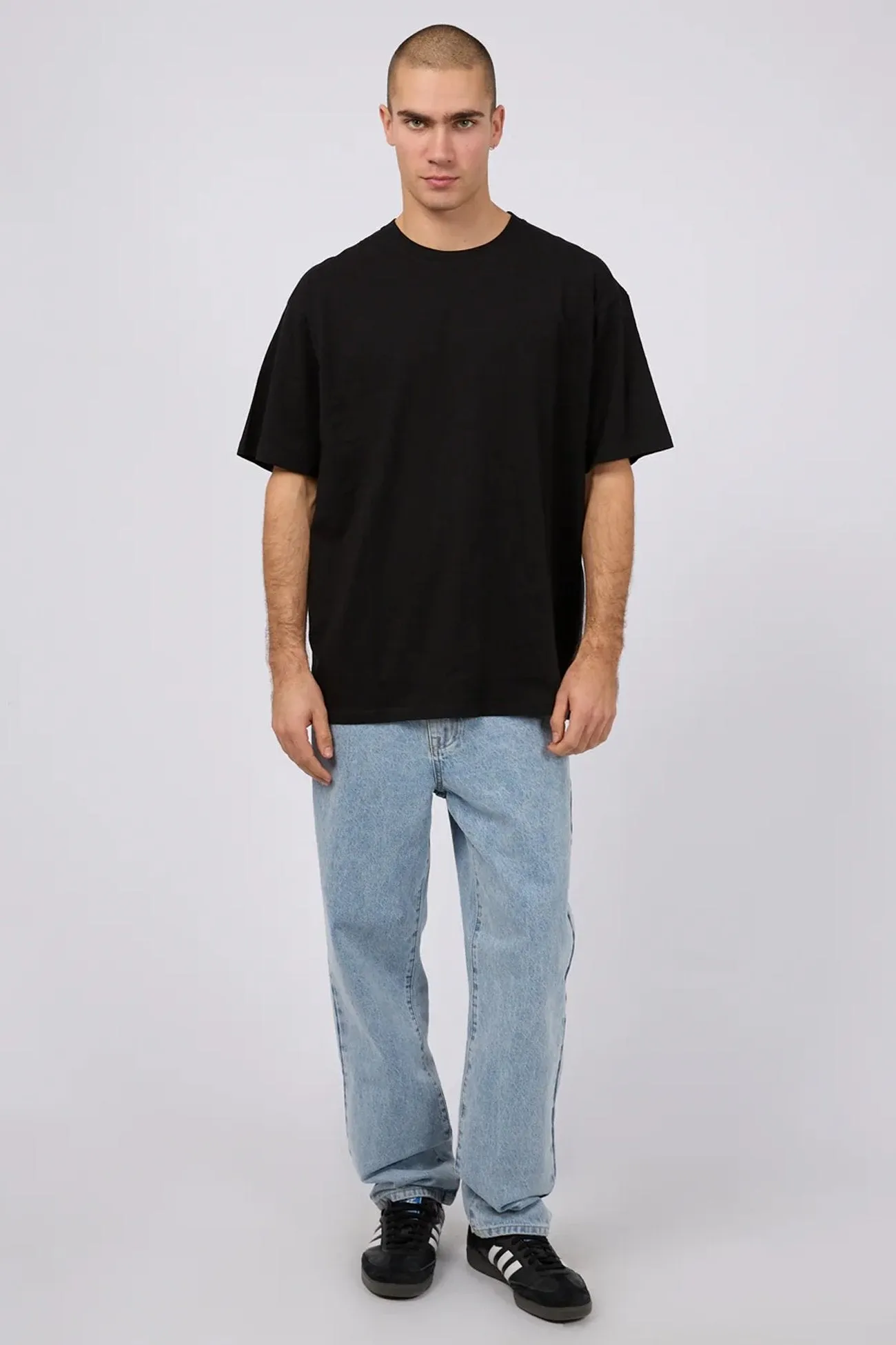 Seamless Construction Design Classic Tee Black