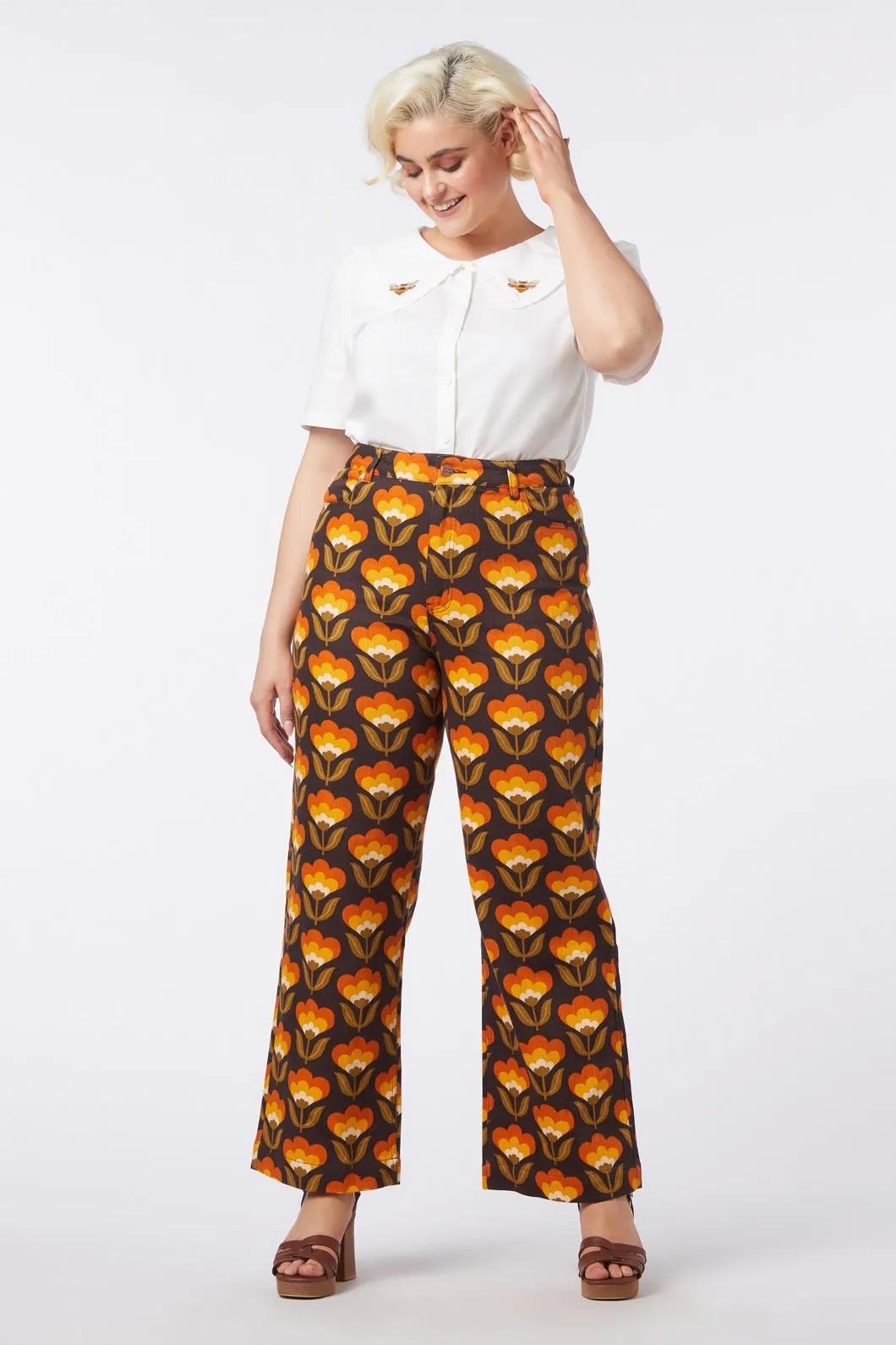 Relaxed Vibe 70S Wallpaper Jean