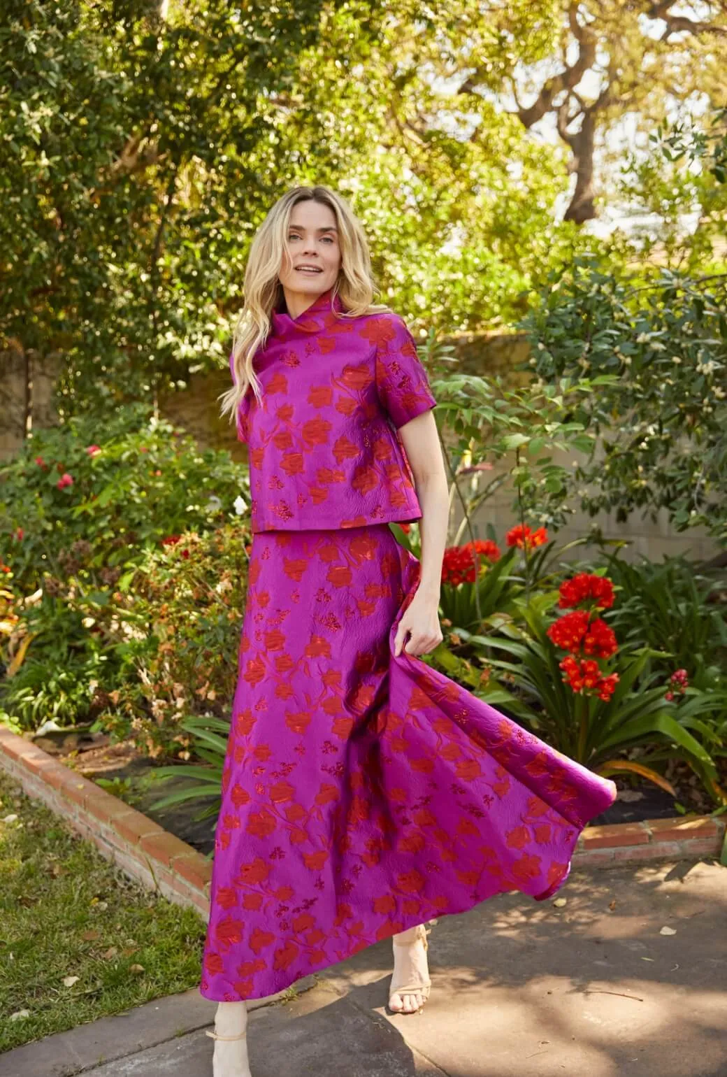Minimal Stretch Fit Lightweight The Laura Skirt MAXI - Rani Pink