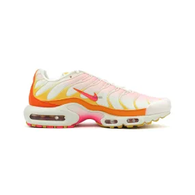 Refined Ease Rugged Traction Nike Air Max TN Plus 'Sunrise' Women's (2021)