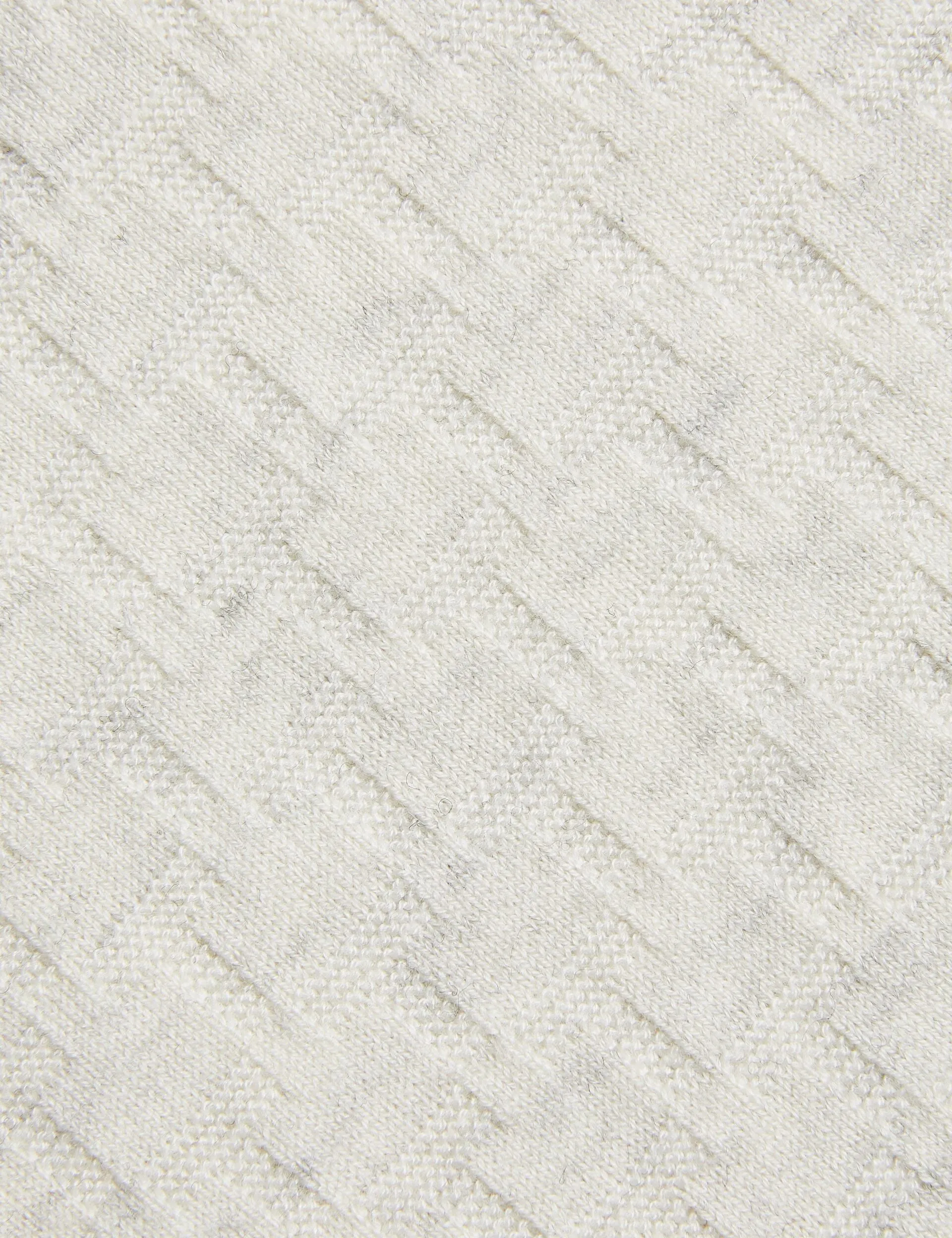 LOUNG | ECRU Relaxed Knitwear Stretch Knit Technology