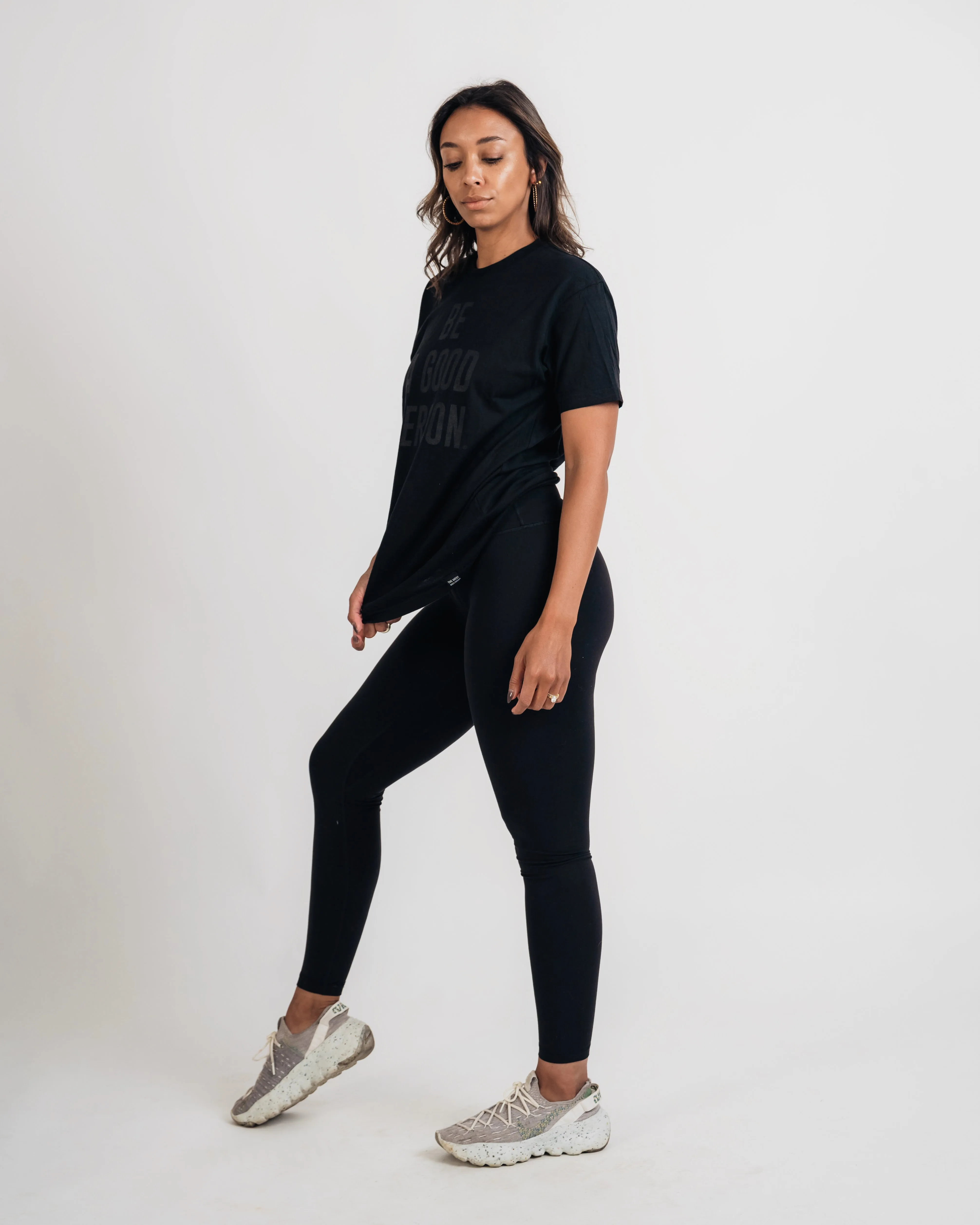 Light Deflection Fabric Signature T-Shirt - Asphalt