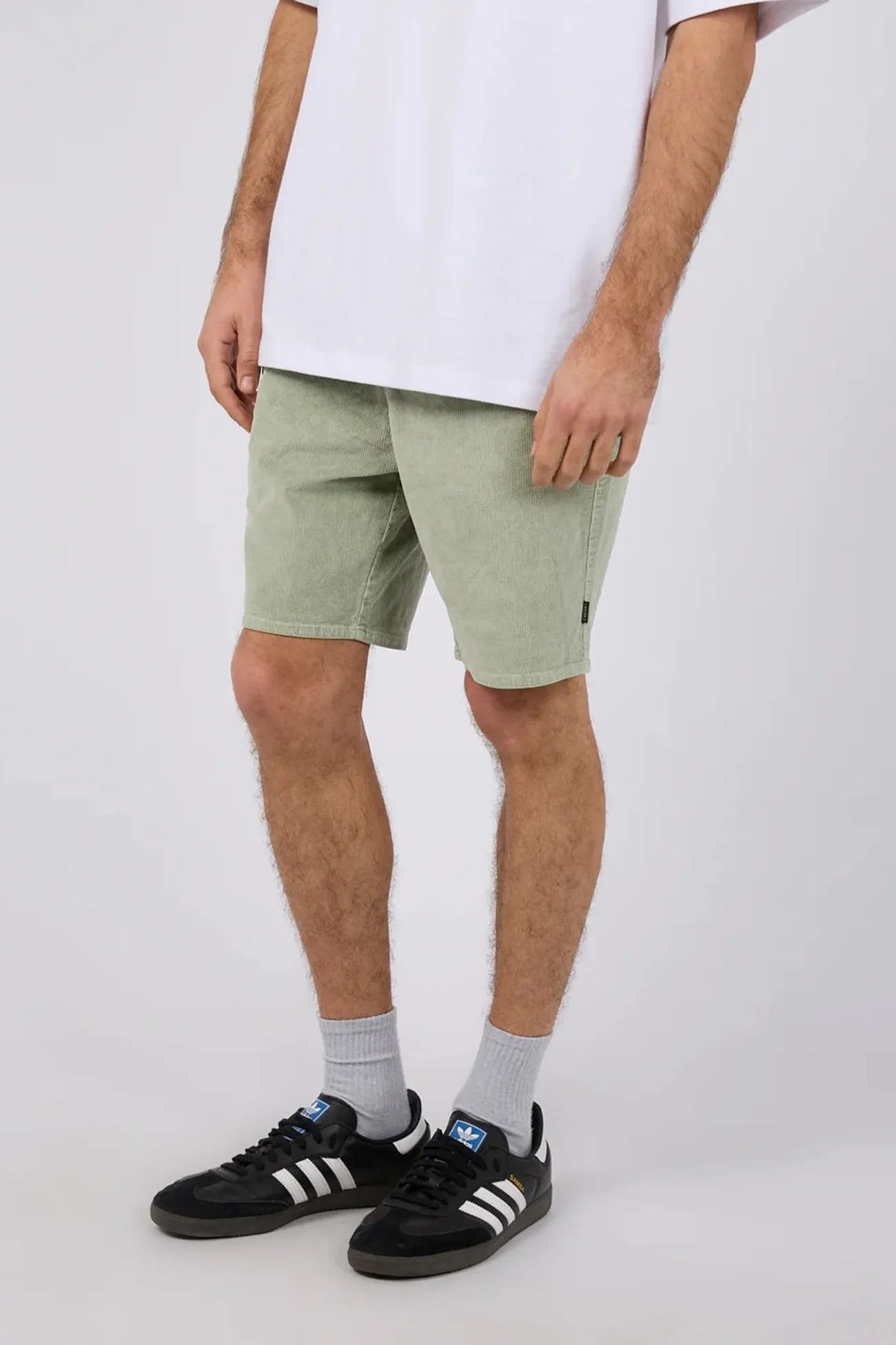 Cord Short Light Green Ripped design