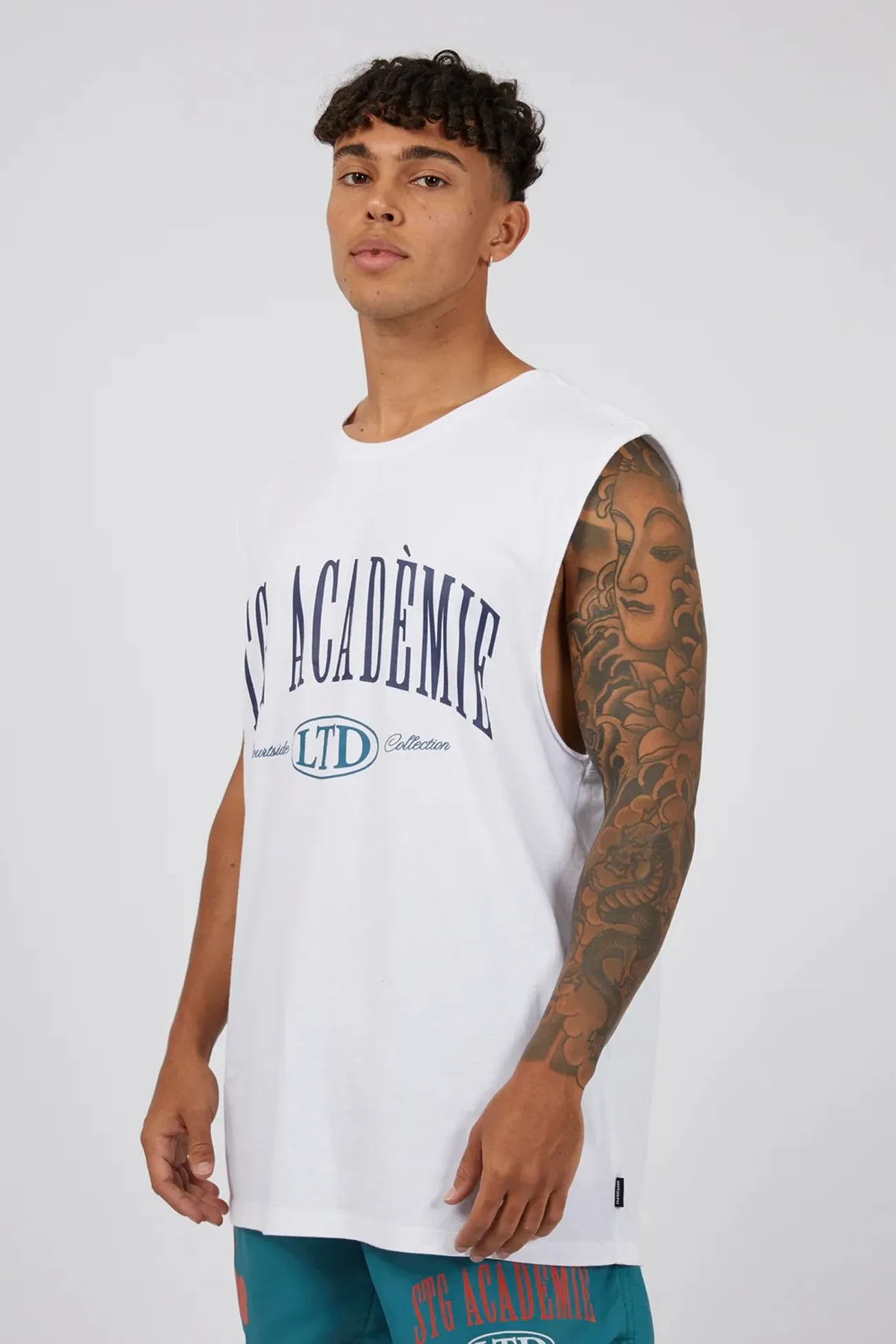 Courtside Muscle White Wrinkle Resistant Weave