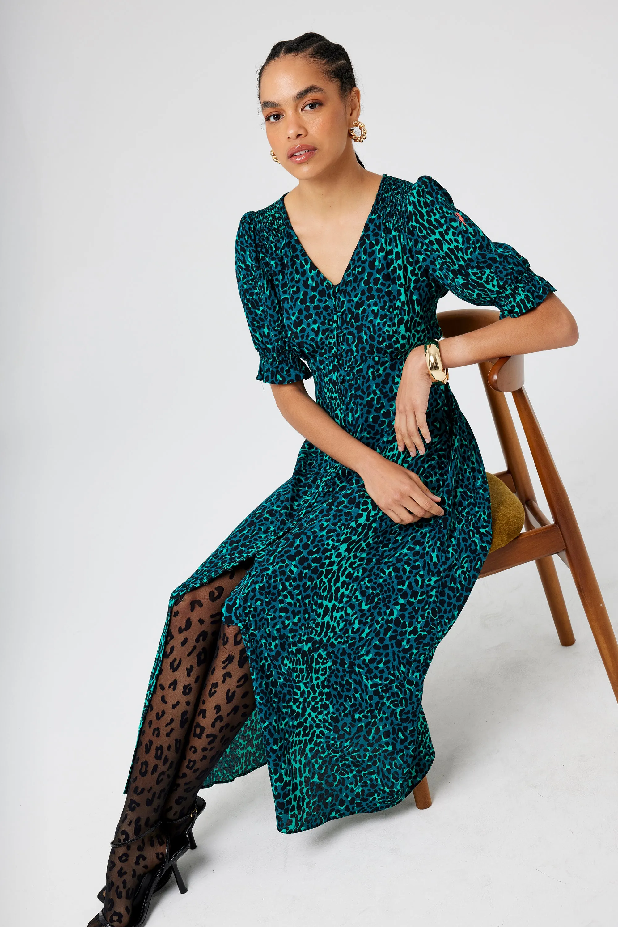 Green with Black Wild Leopard Flute Sleeve Midi Tea Dress Smooth Vibes Layered Fit