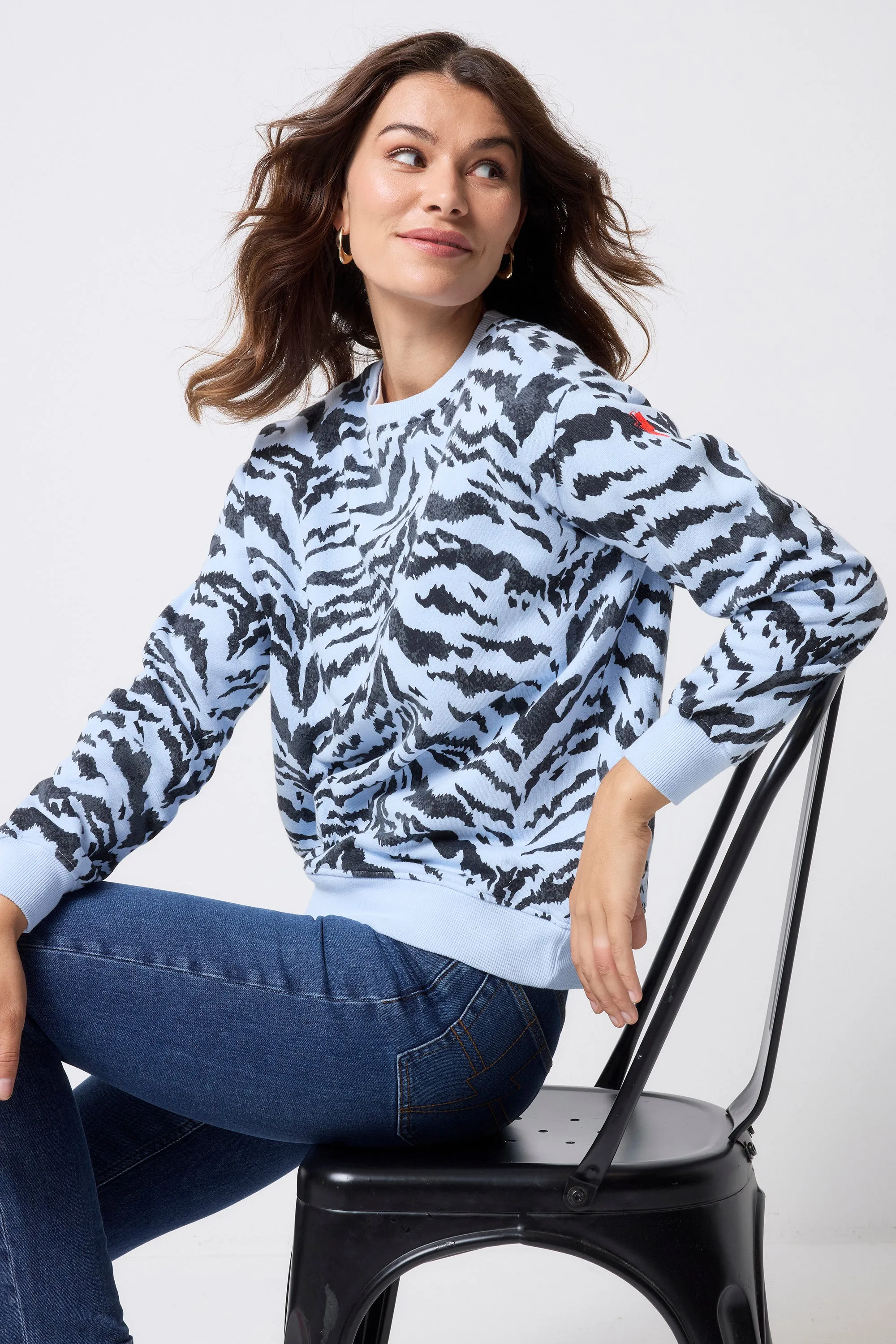 Pale Blue with Black Texture Tiger Oversized Sweatshirt Simple Fashion Vacation Style