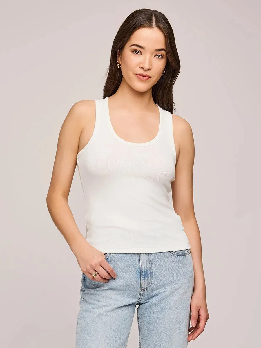 BOWEN TANK - WHITE LowMaintenanceMaterial