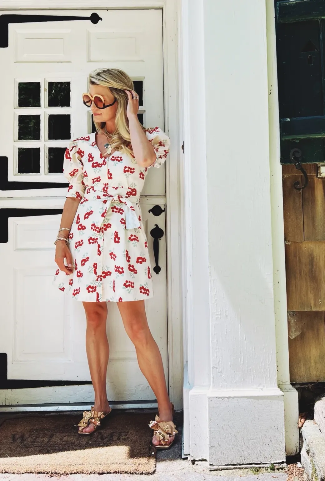 Peace Glow Deep V Day Gown - MINI - Rouge Fleur
