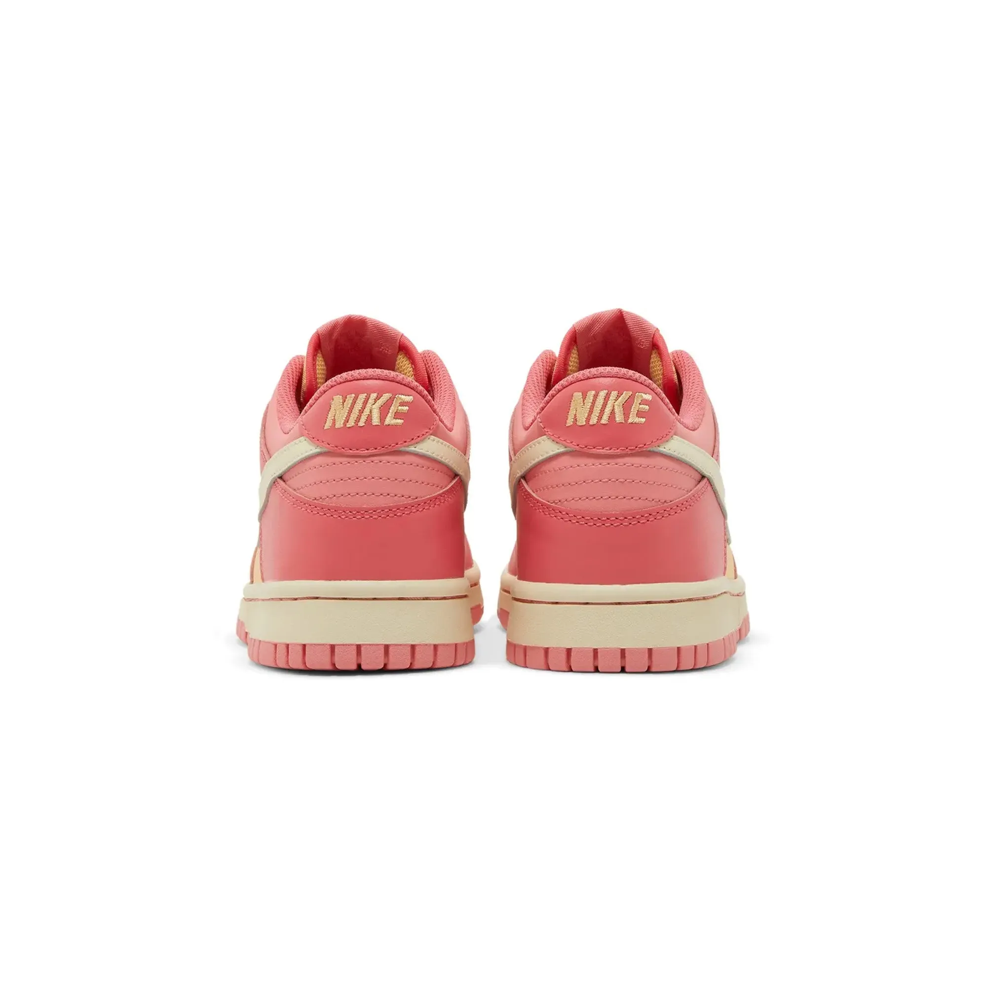 Air Channels Seamless Upper Construction Dunk Low 'Strawberry Peach Cream' GS (2023)