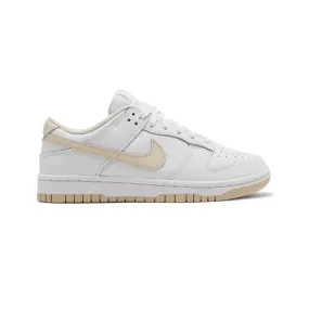 Dunk Low 'White Pearl' W Walking
