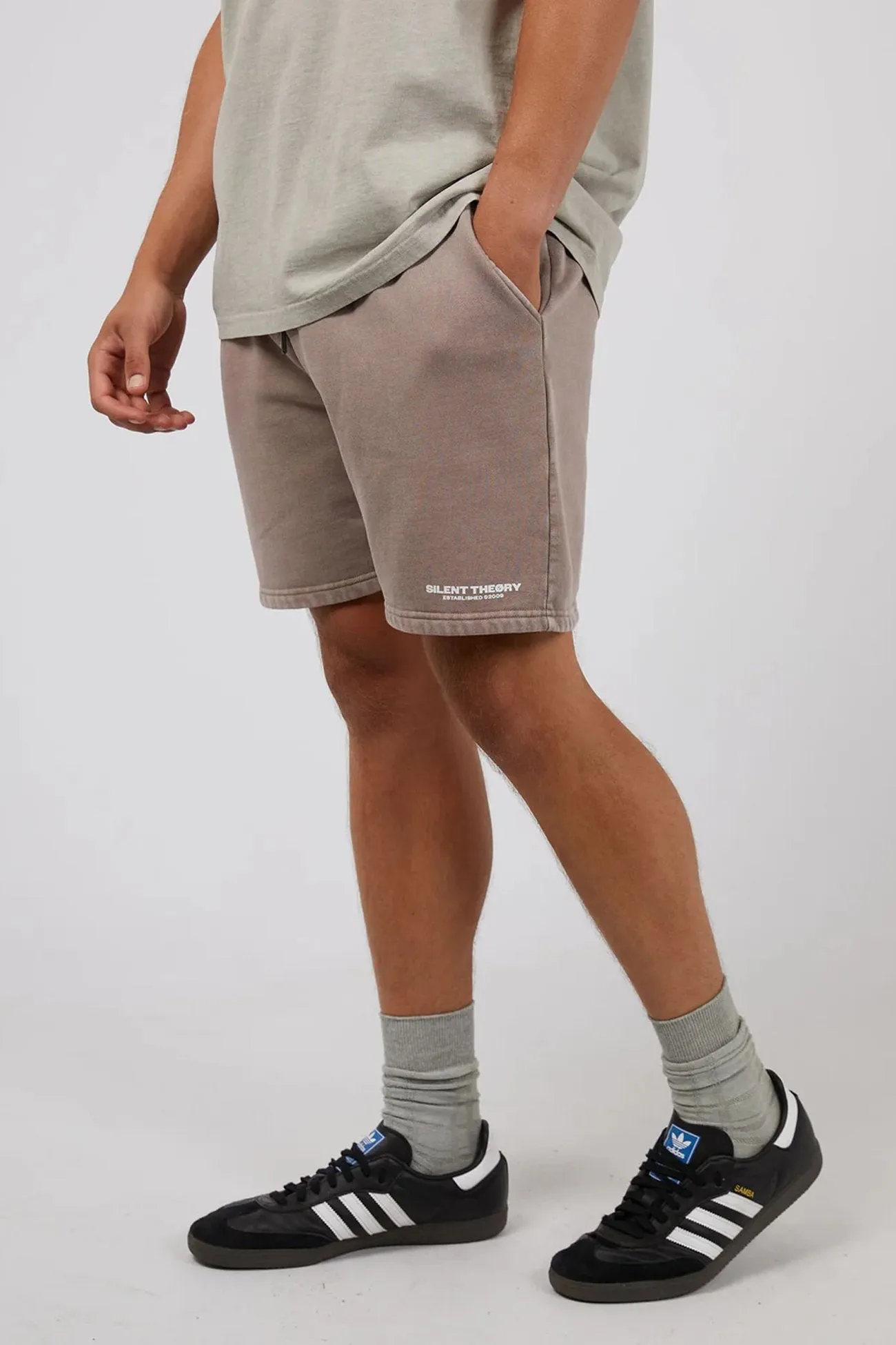 No Tag Essential Theory Short Mushroom