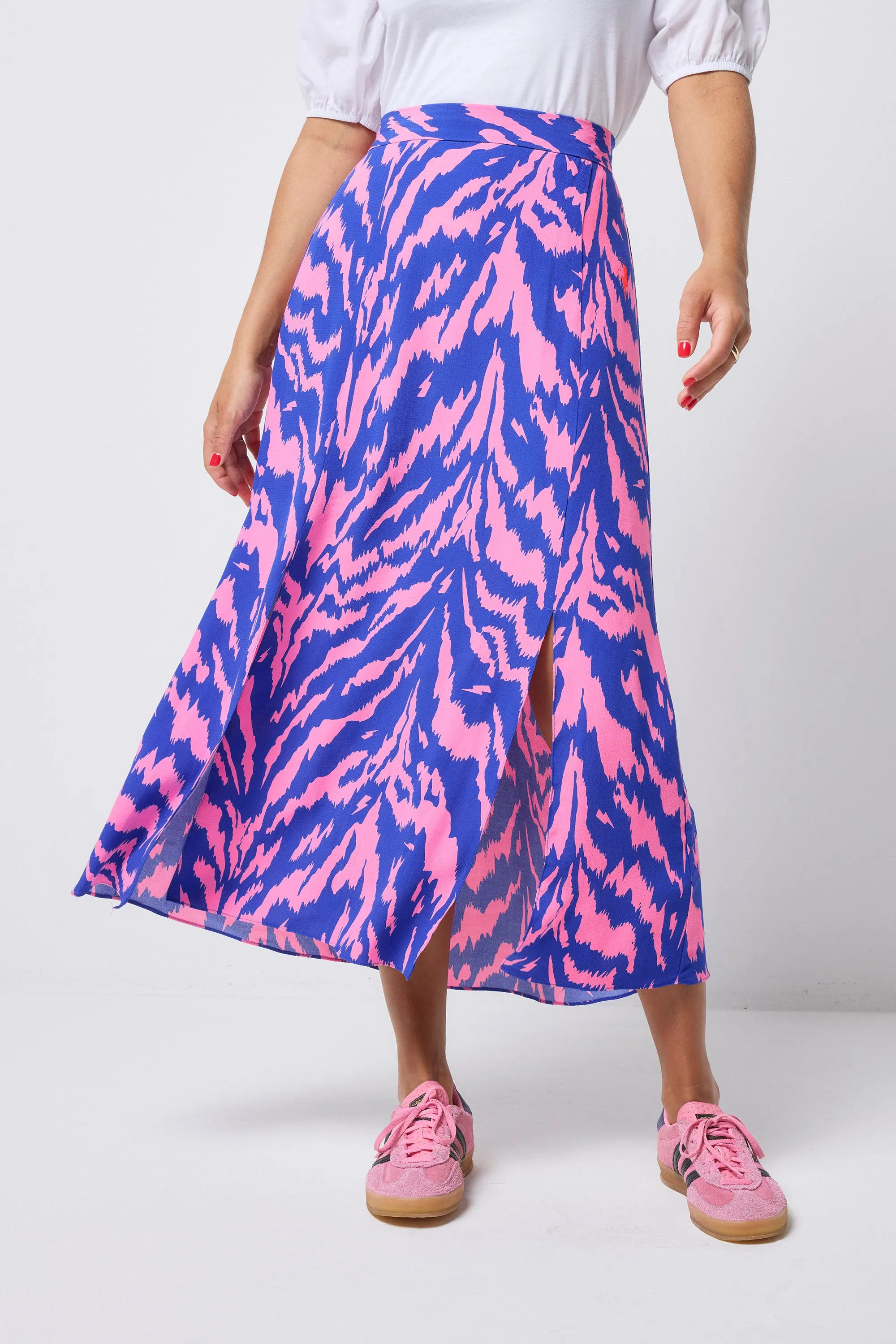 Functional Fashion Photography Session Pink With Blue Tiger Split Front Skirt