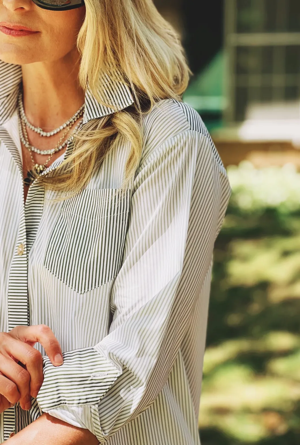Comfortable texture Tulle Air Midi Boyfriend Shirtdress - Olive Stripe