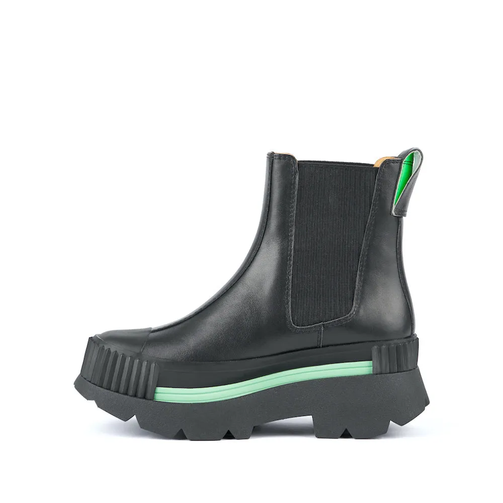 Reflective Safety Accents Functional Fit ESKER CHELSEA BLACK