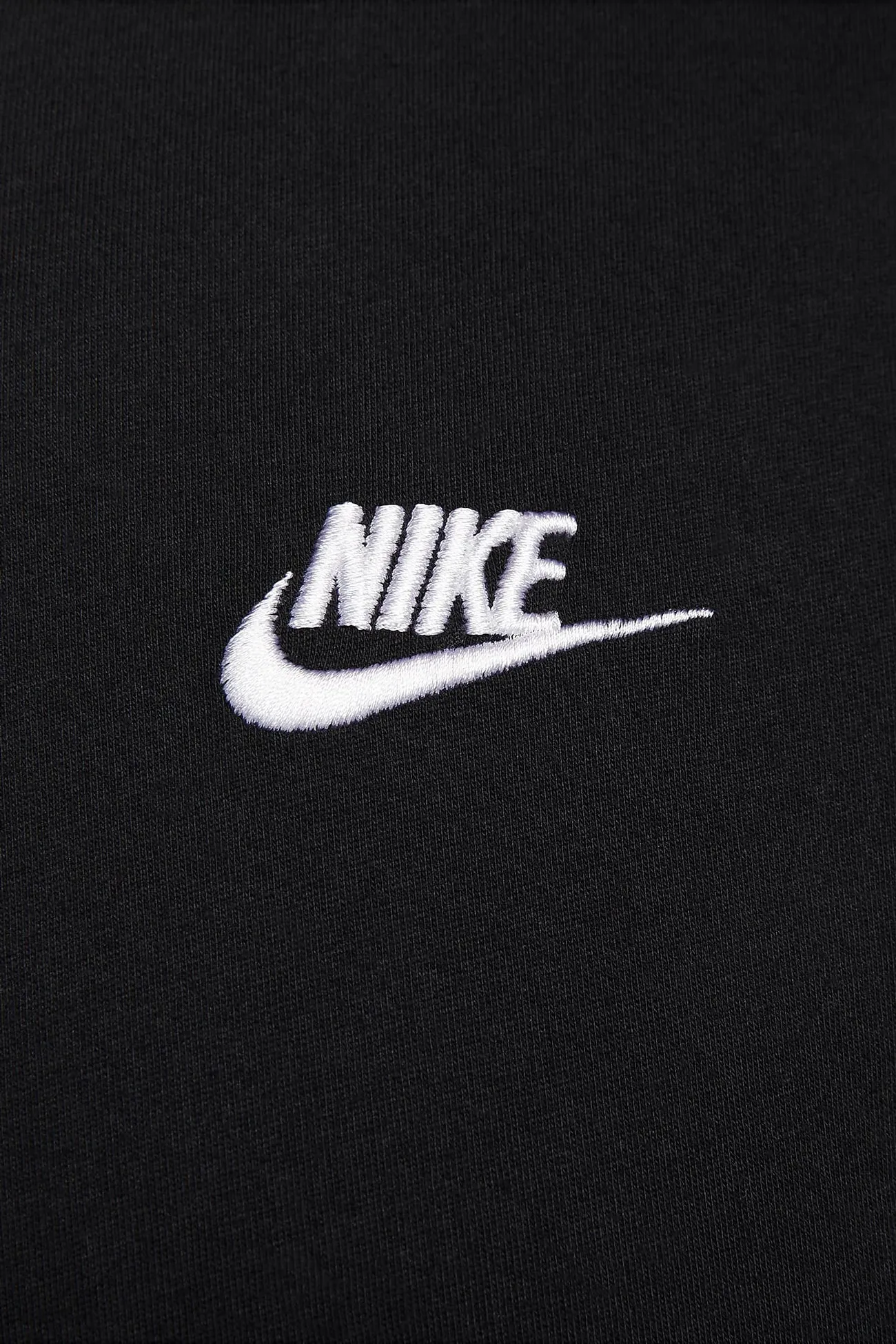 Nike Sportswear Club Tee Black DualLayer Weave HiddenVentilationPockets