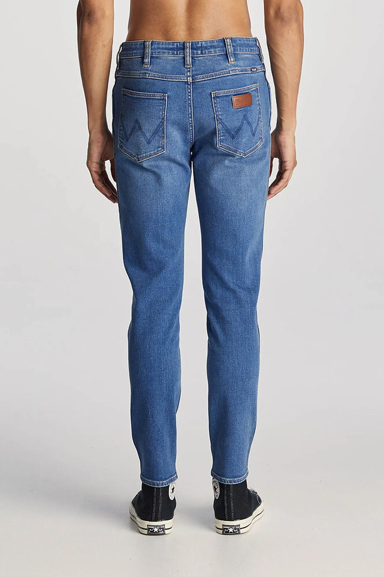 EcoFriendlyDye Stomper Jean Two Hands Blue