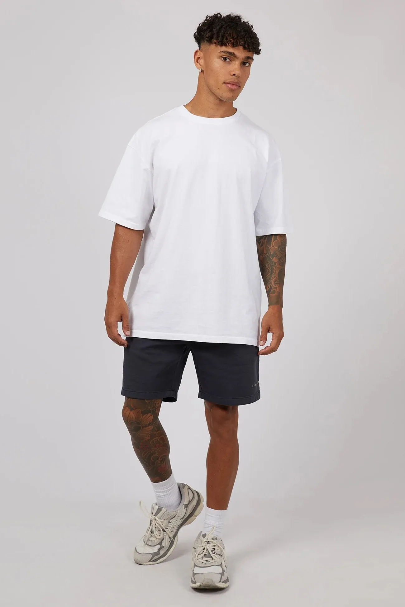 Fairhaven Short Navy Ripped design Wrinkle-Resistant