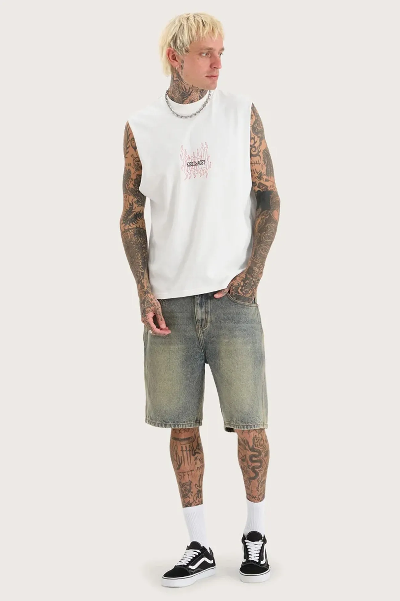 Destructed Street Muscle Natural White Compact Thermal Insulation