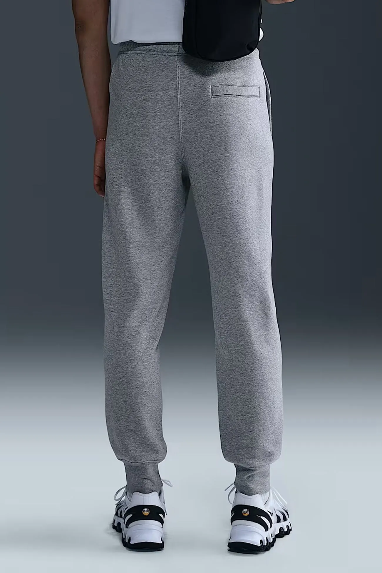 Nike Club BB Jogger Dark Grey Heather Light Smoke Grey White Stretch Panel Agile Fit
