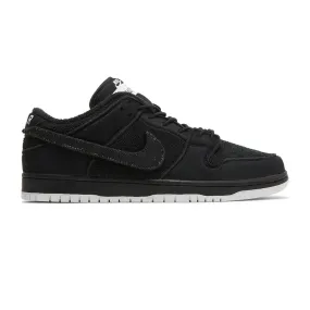 Essential Look Nike SB Dunk Low x Gnarhunters 'Black' (2022)